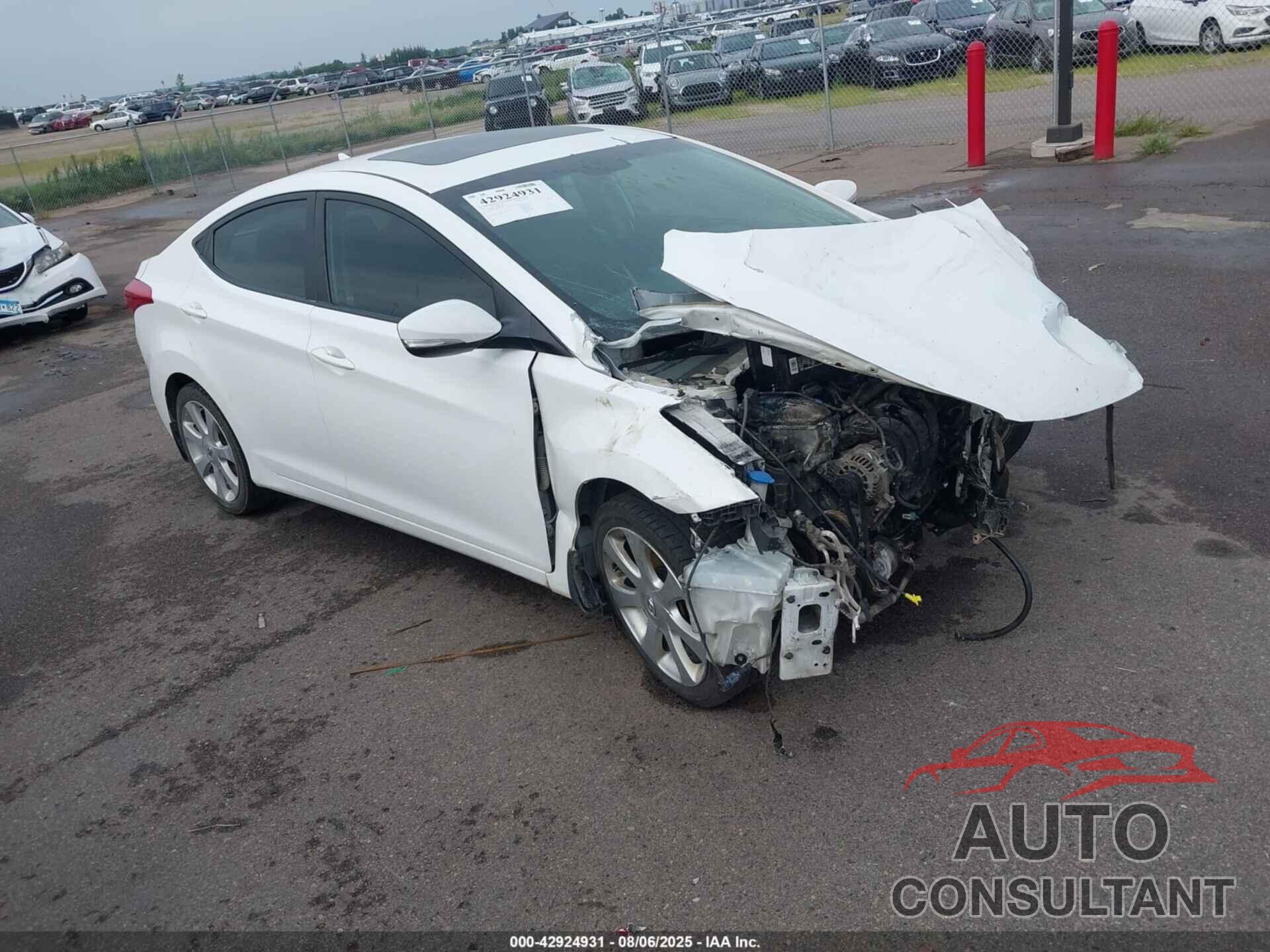 HYUNDAI ELANTRA 2013 - 5NPDH4AE3DH428357