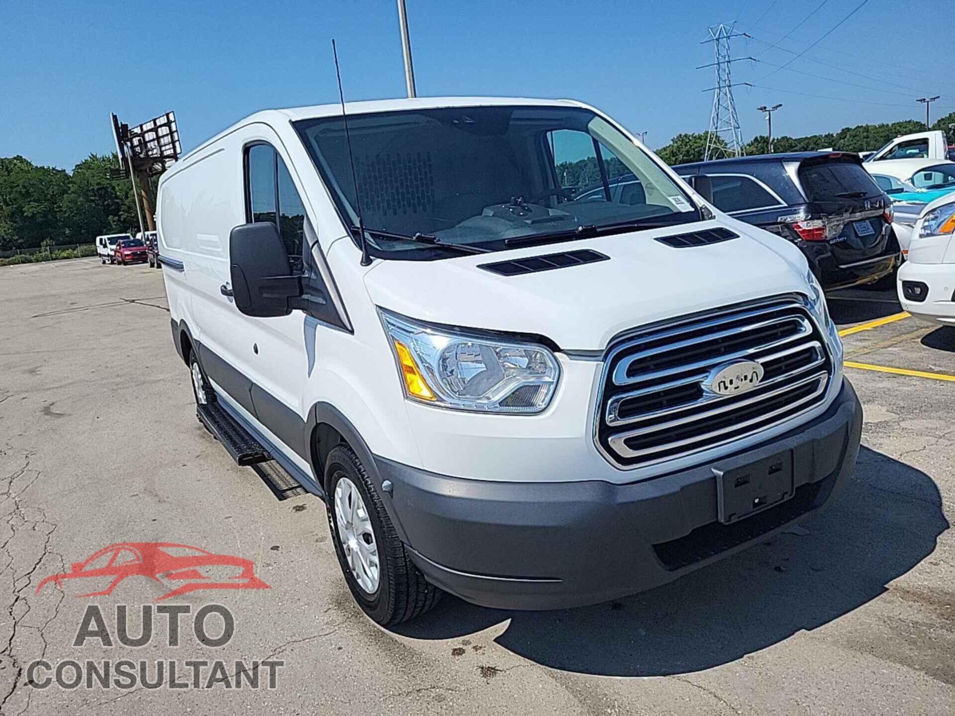 FORD TRANSIT 2018 - 1FTYE1YM8JKA04479