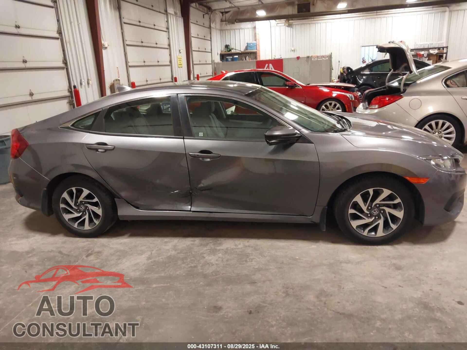 HONDA CIVIC 2017 - 19XFC2F76HE060403