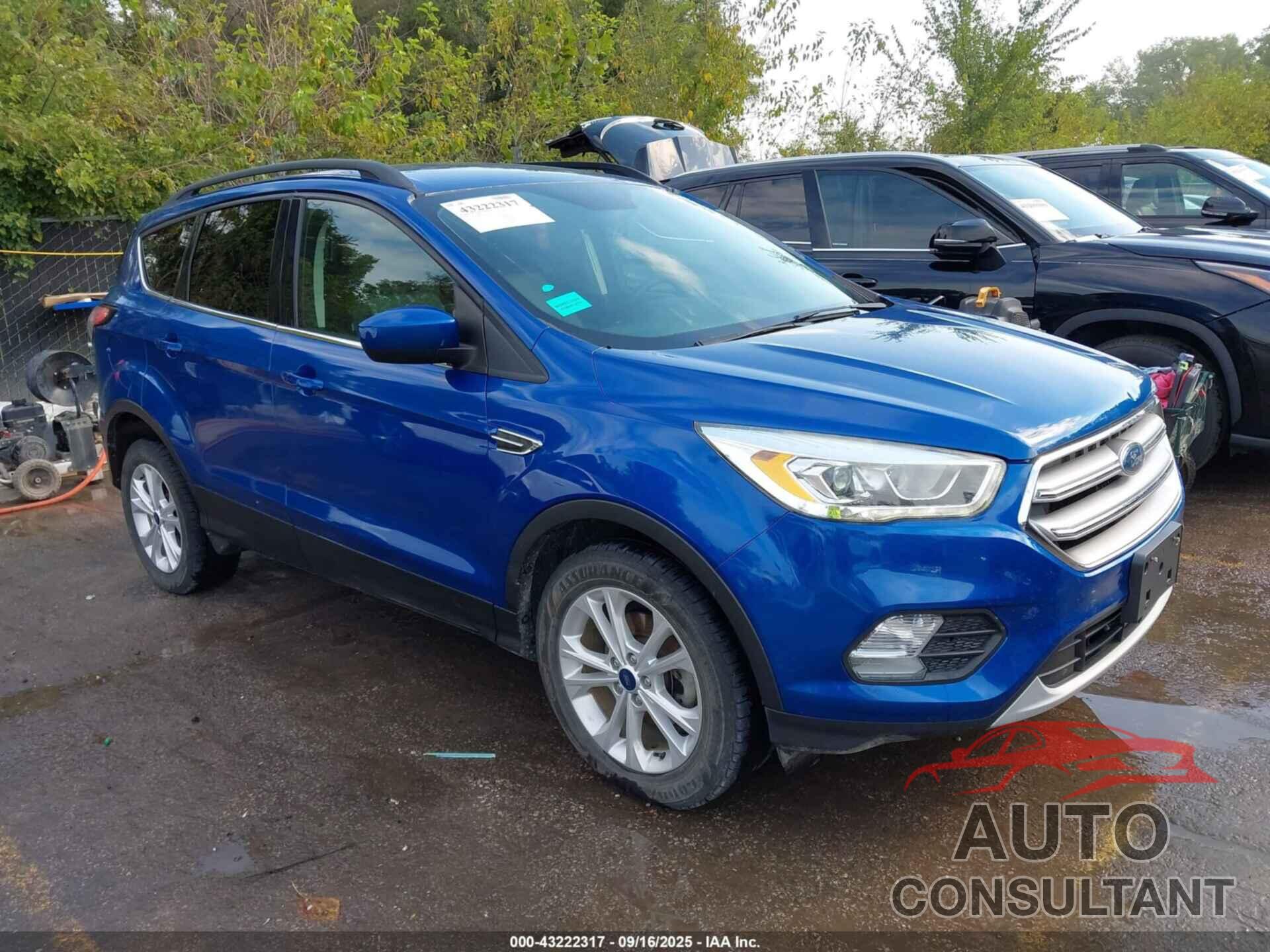 FORD ESCAPE 2017 - 1FMCU0GD9HUD91465