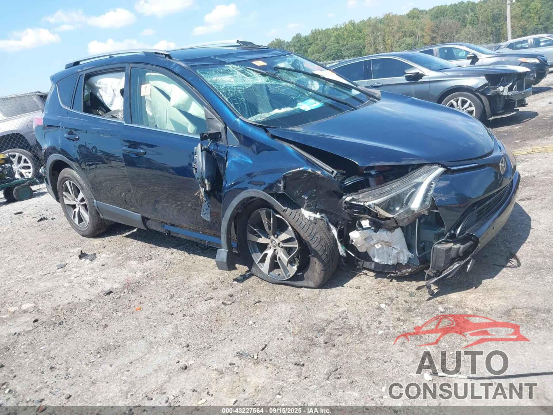 TOYOTA RAV4 2018 - JTMWFREV4JJ150724