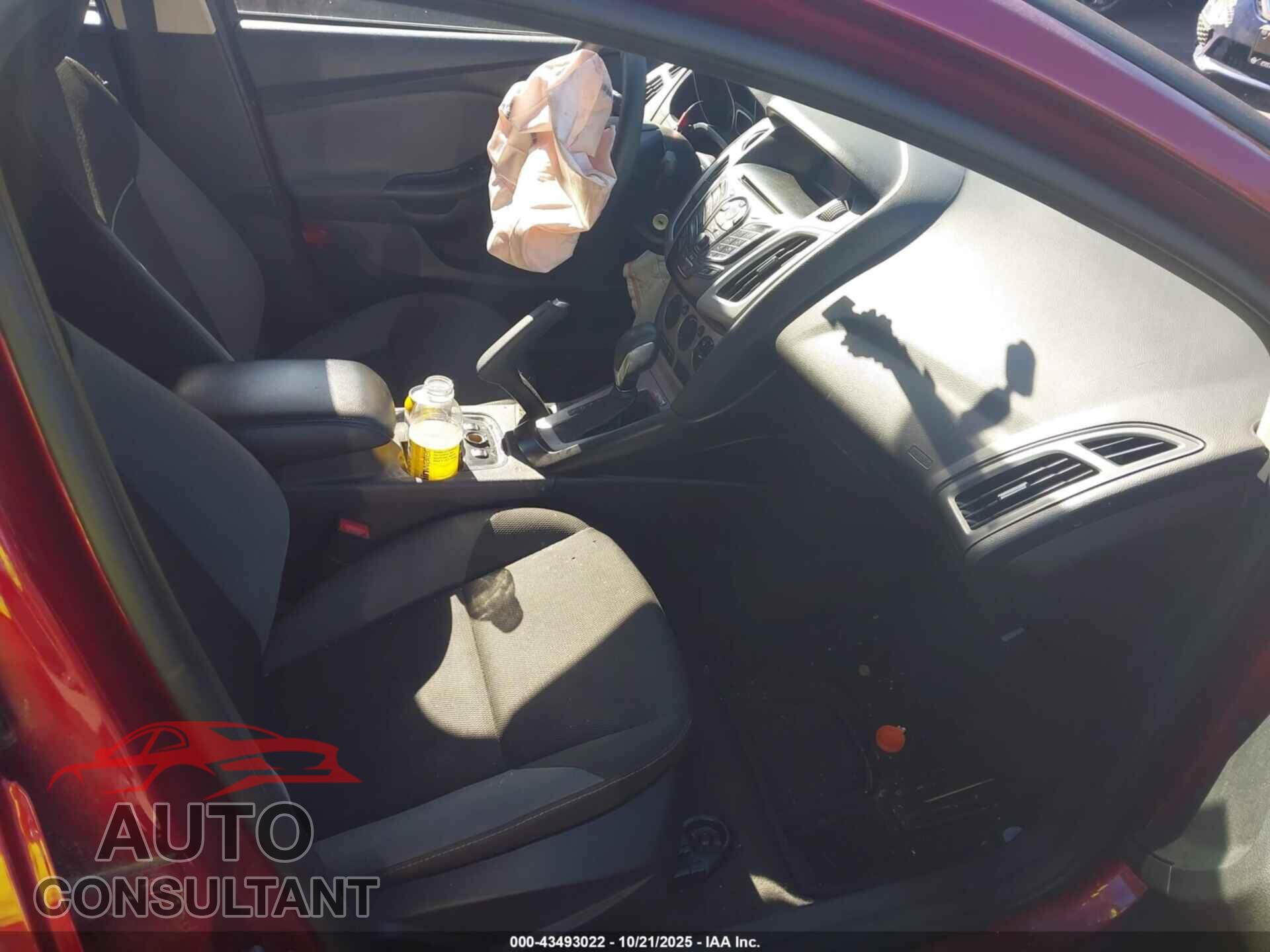 FORD FOCUS 2014 - 1FADP3F2XEL188948