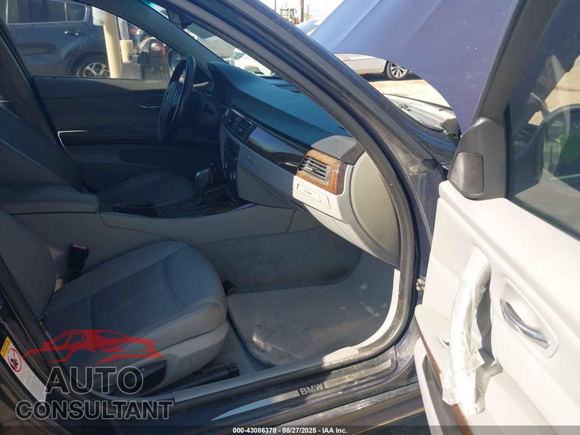 BMW 328I 2009 - WBAPH53599A436507
