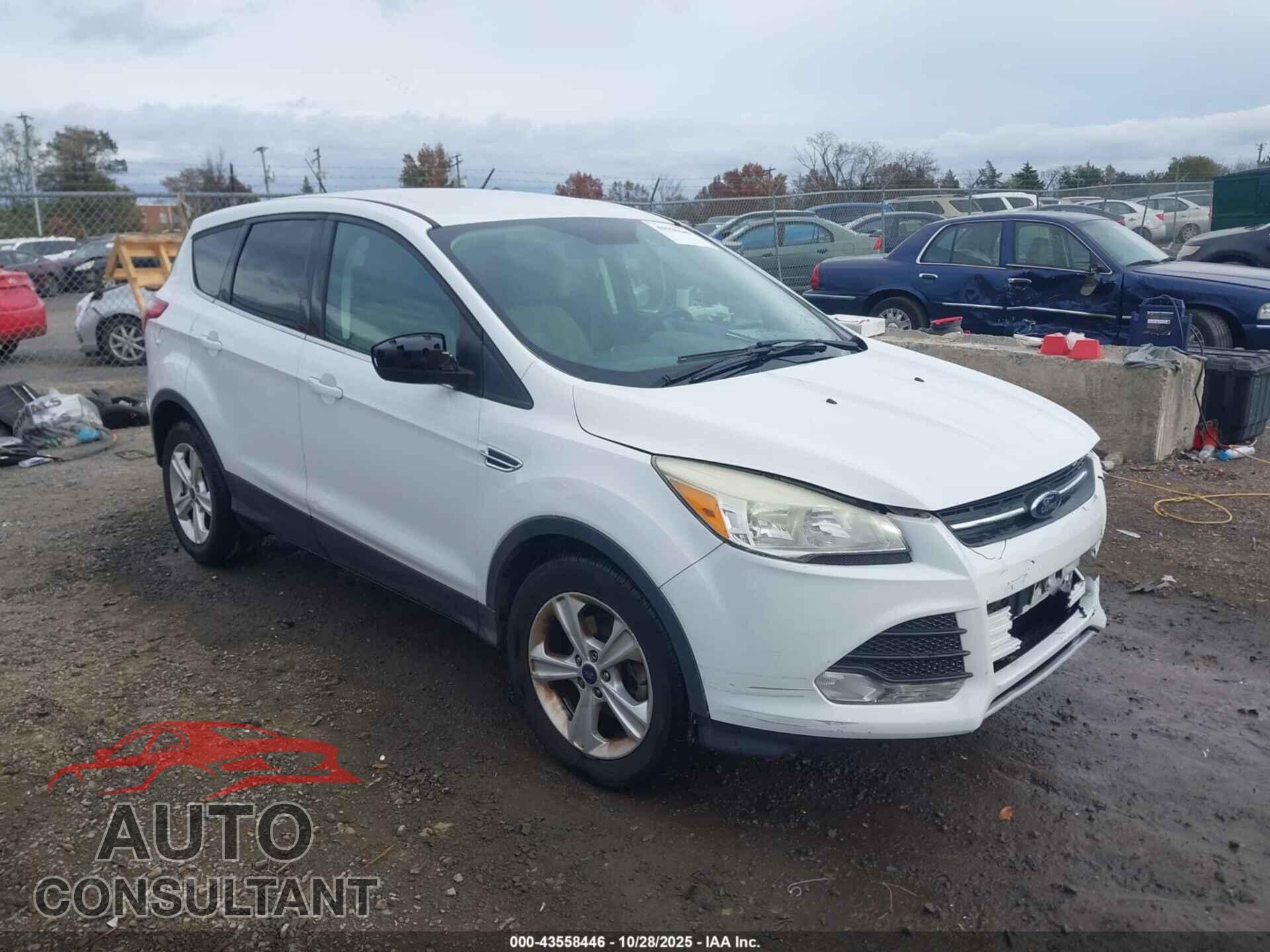FORD ESCAPE 2015 - 1FMCU0GX6FUA97660