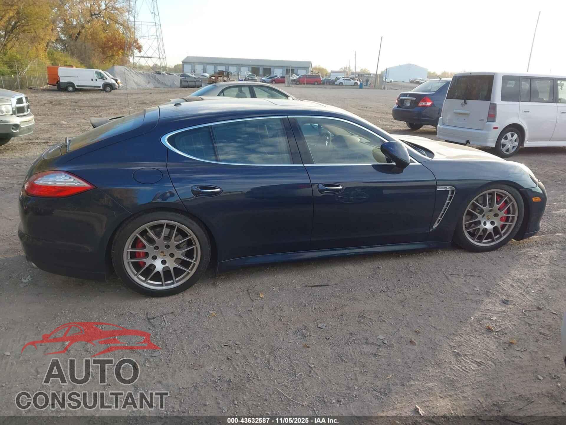PORSCHE PANAMERA 2012 - WP0AC2A7XCL090621