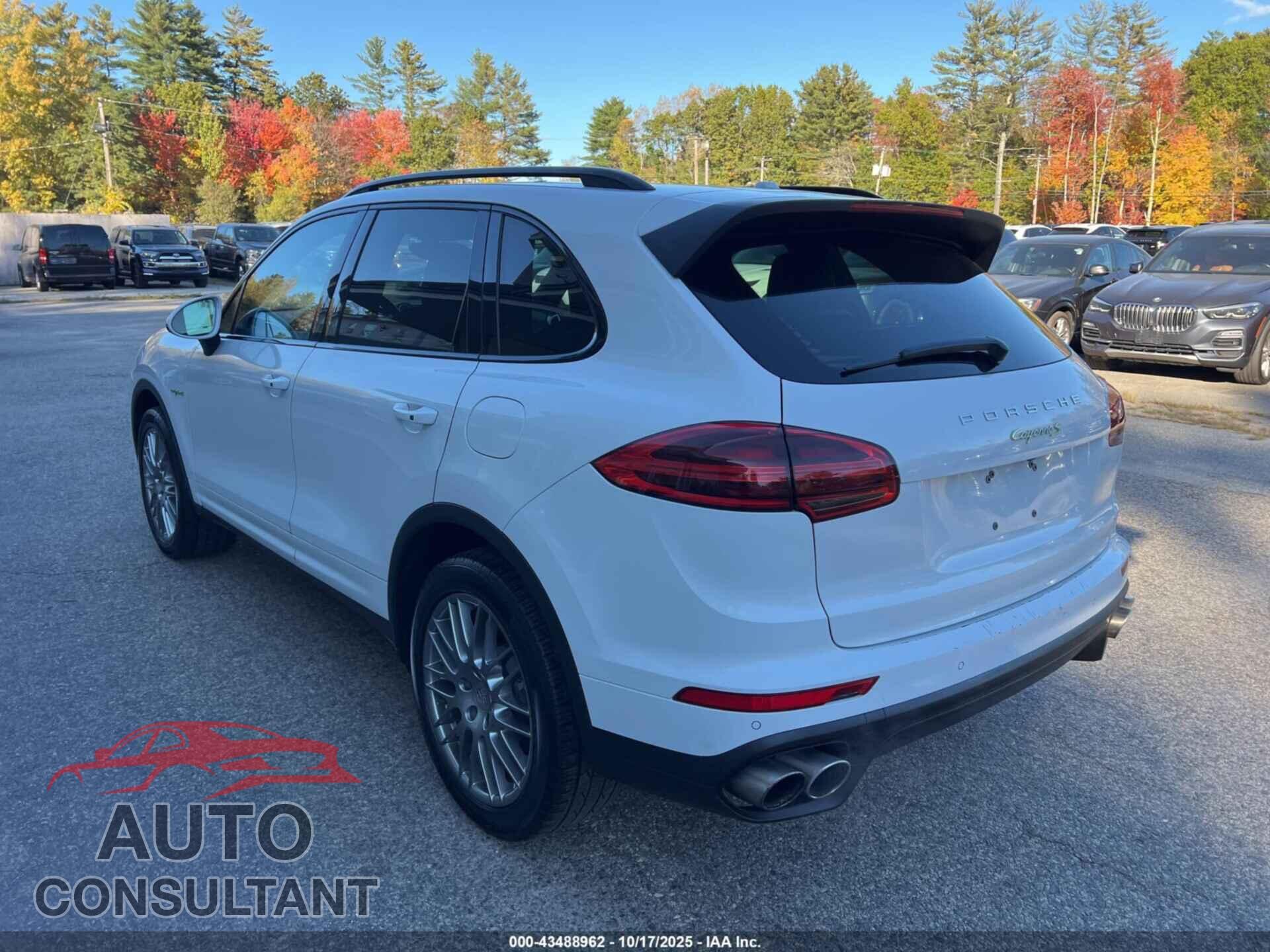 PORSCHE CAYENNE E-HYBRID 2016 - WP1AE2A20GLA17115