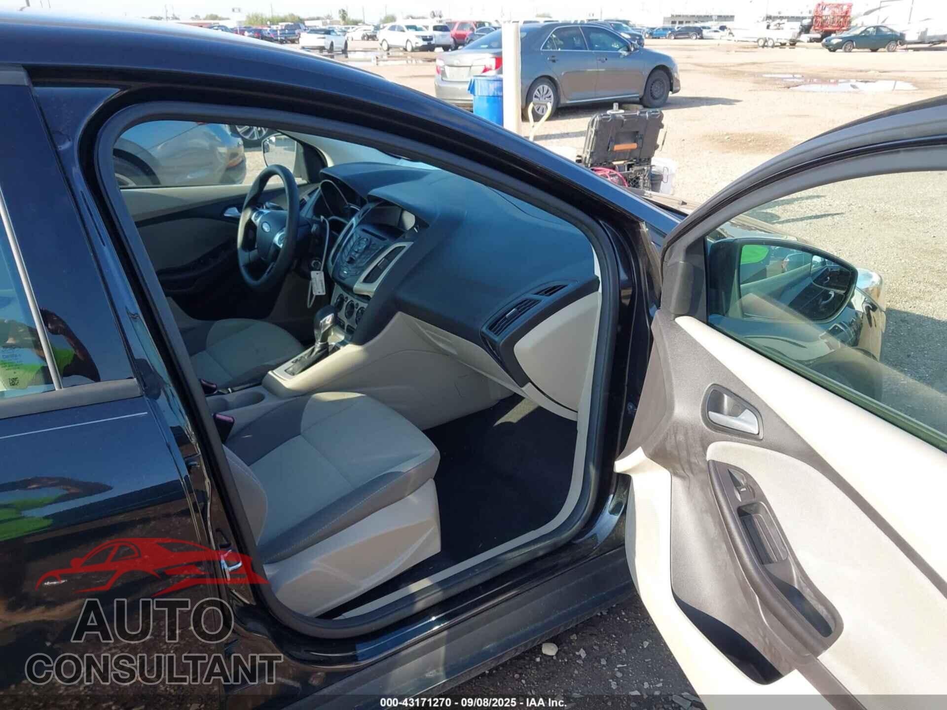 FORD FOCUS 2012 - 1FAHP3F2XCL413366