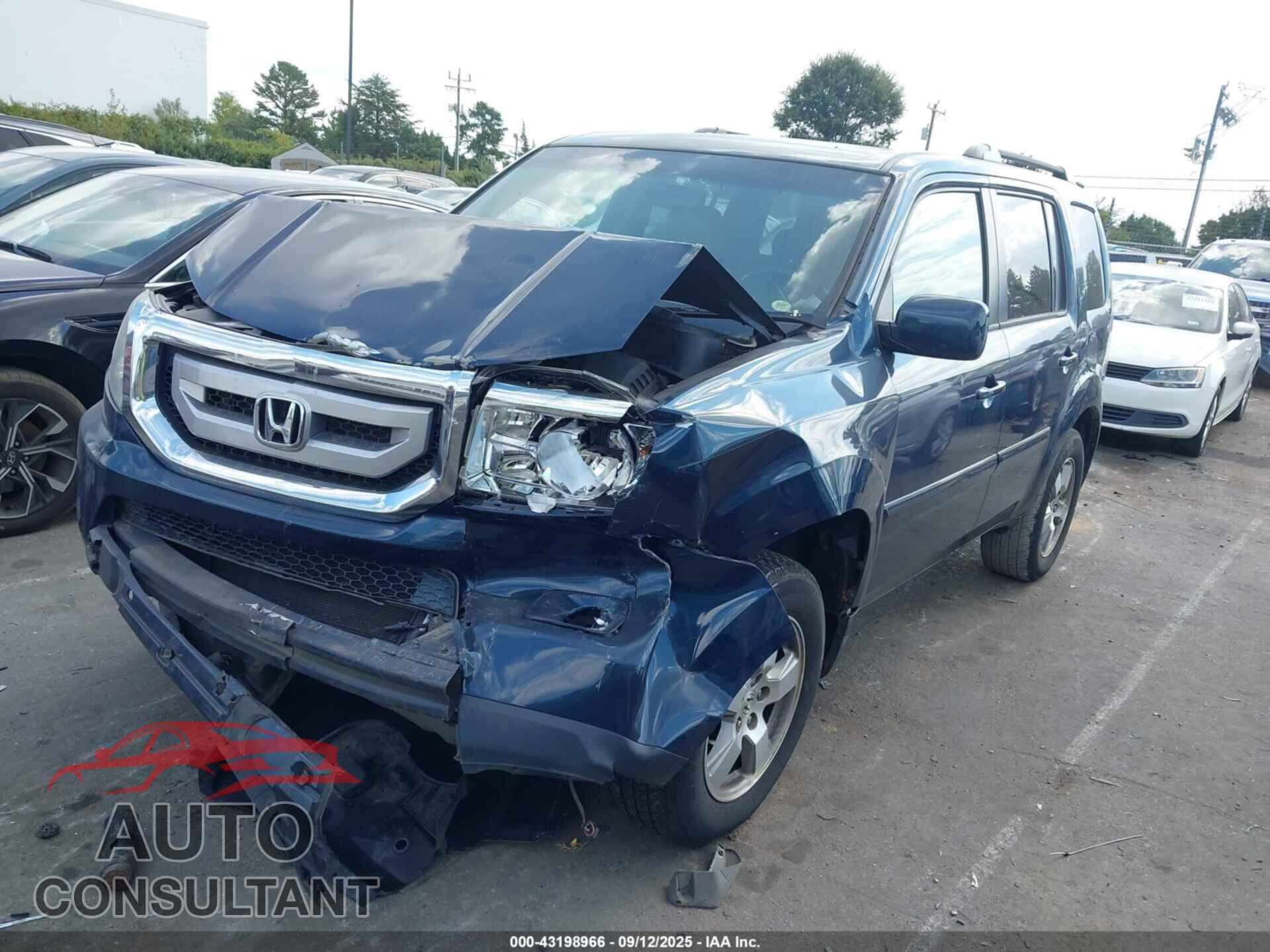 HONDA PILOT 2011 - 5FNYF3H56BB013214