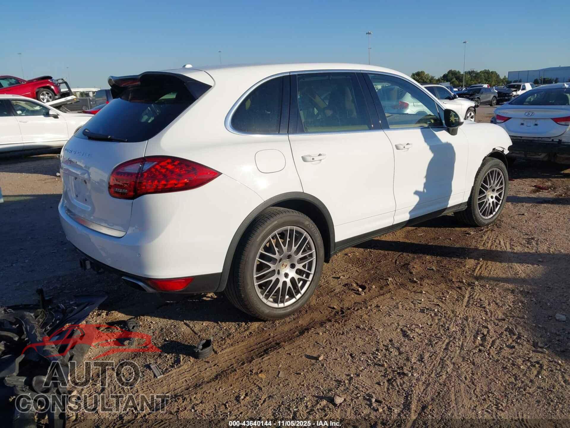 PORSCHE CAYENNE 2013 - WP1AA2A23DLA03457
