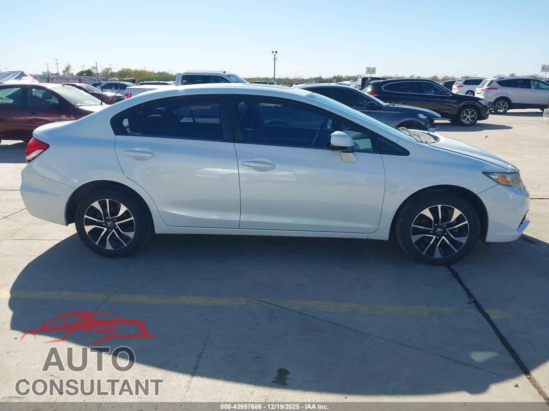 HONDA CIVIC 2013 - 19XFB2F98DE041883