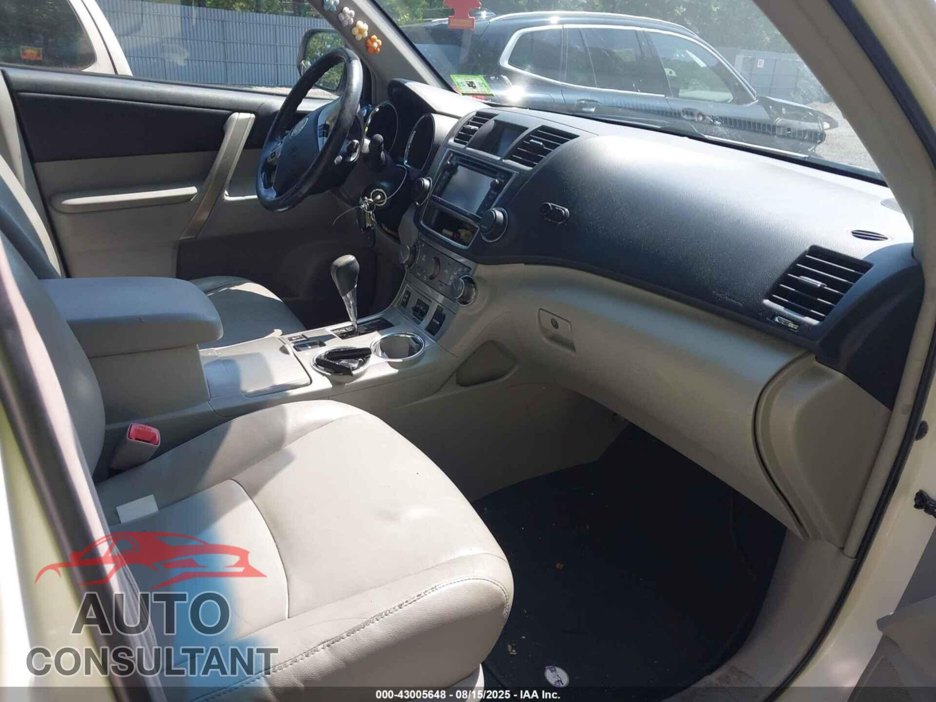 TOYOTA HIGHLANDER 2013 - 5TDBK3EH8DS197330