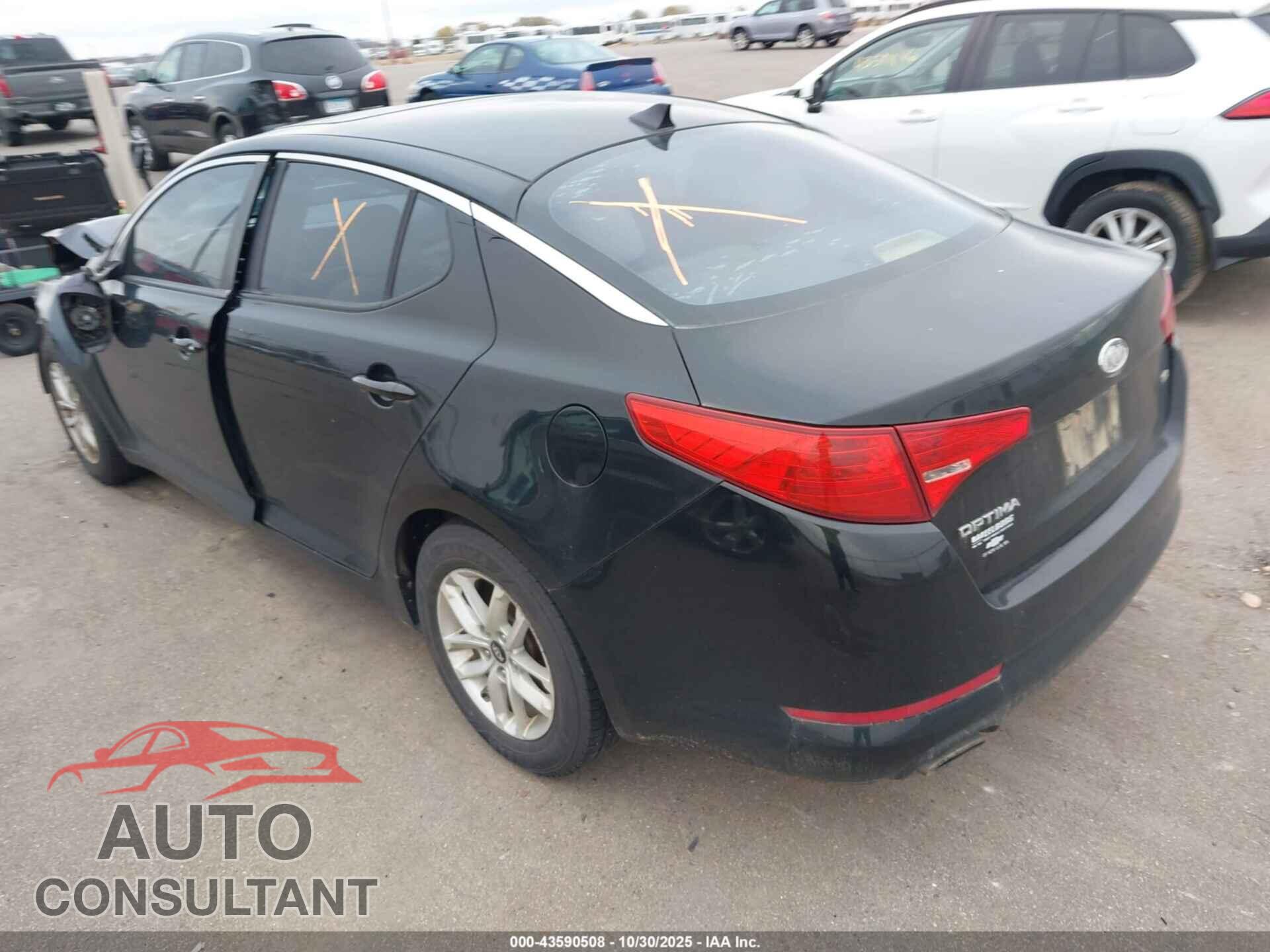 KIA OPTIMA 2011 - KNAGM4A71B5179013