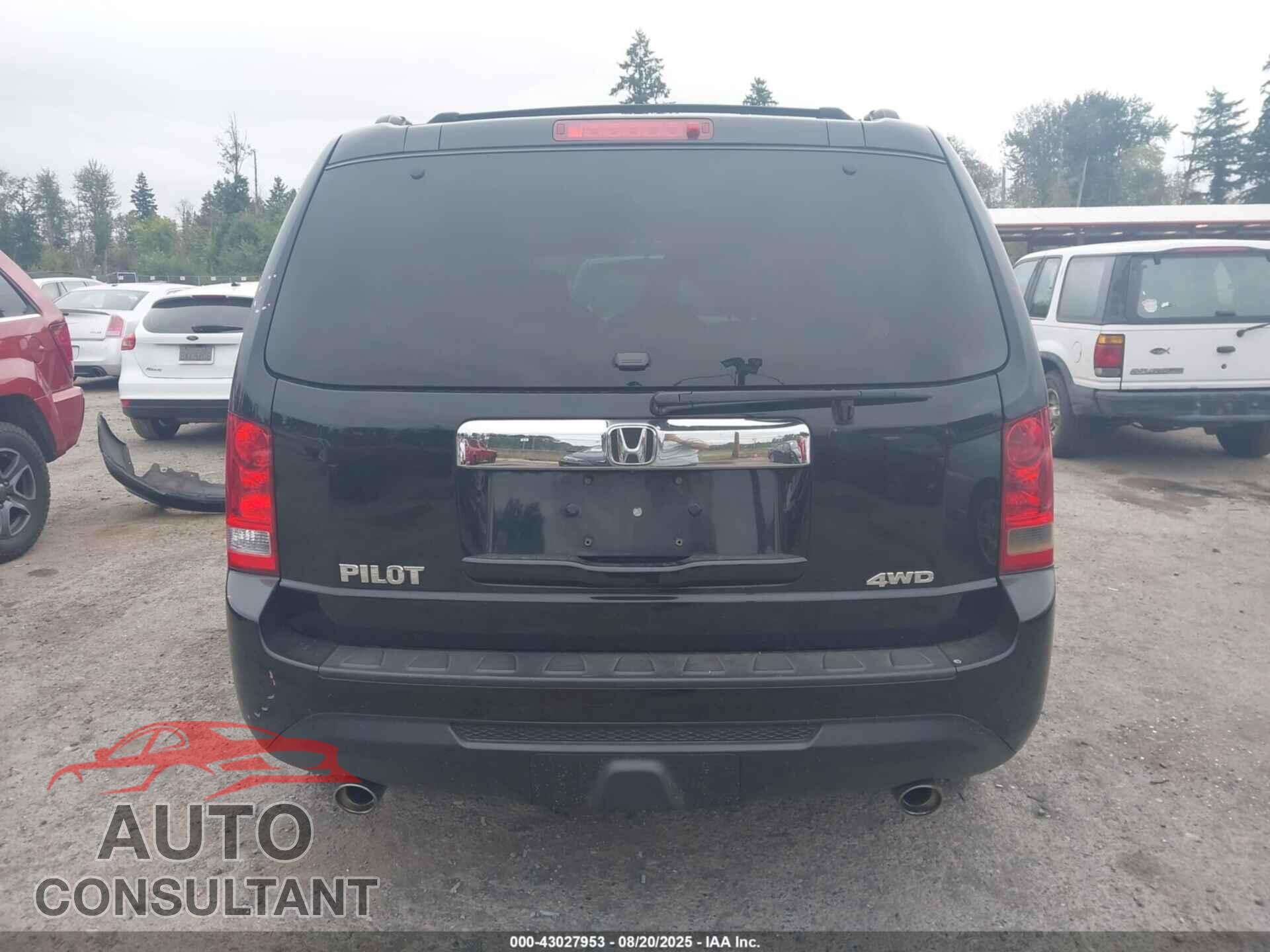 HONDA PILOT 2013 - 5FNYF4H67DB042190