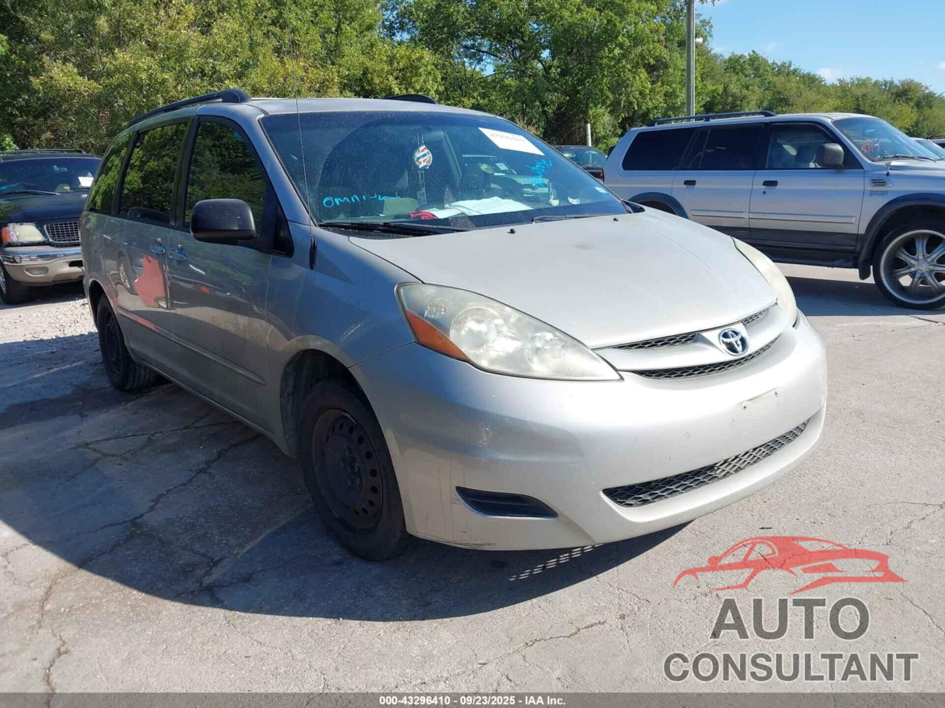 TOYOTA SIENNA 2009 - 5TDZK23C89S250616