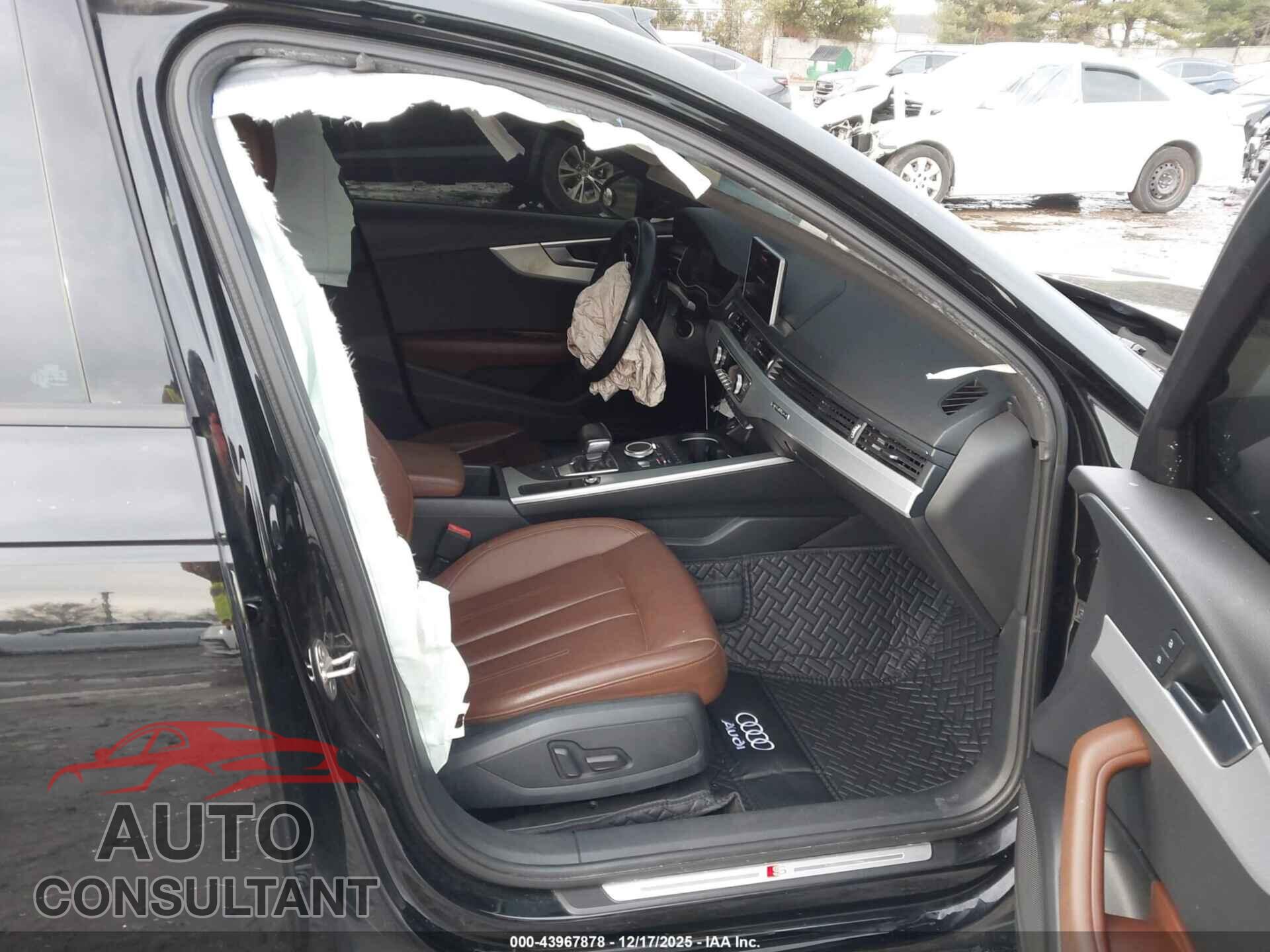 AUDI A4 2017 - WAUDNAF44HN053427