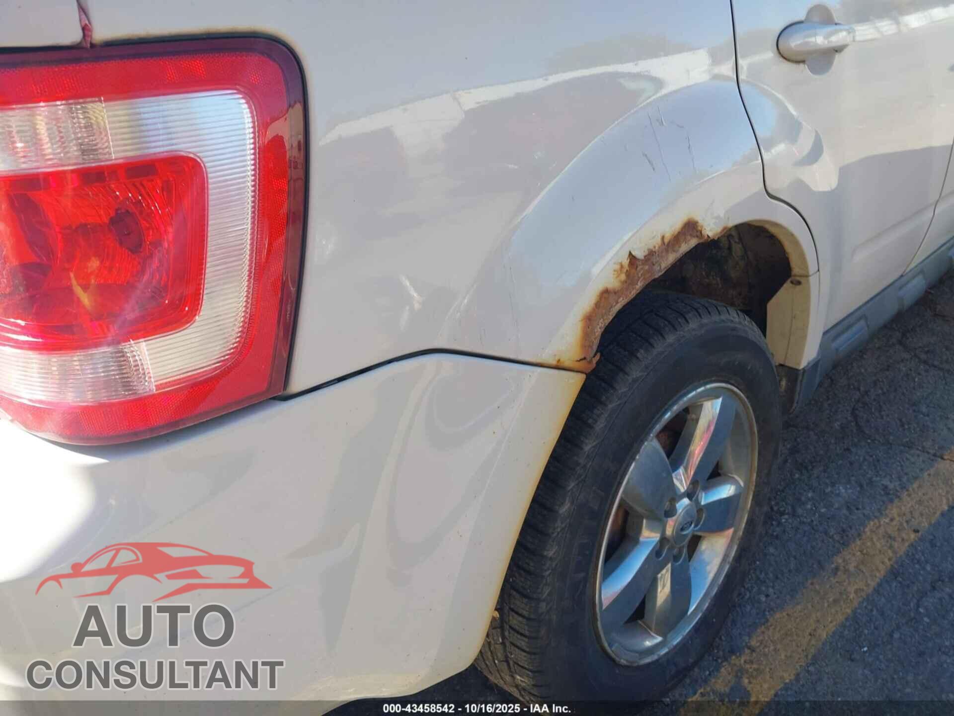 FORD ESCAPE 2012 - 1FMCU9EG1CKB72456