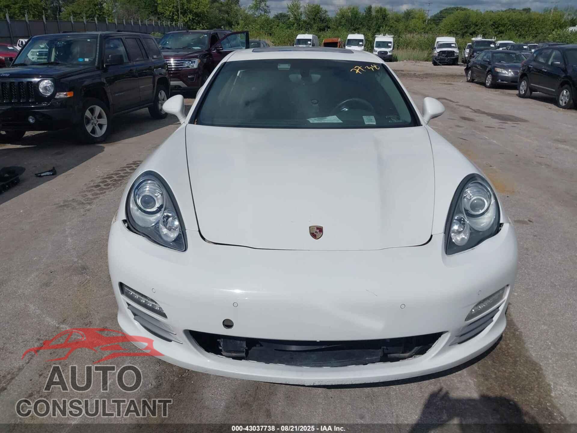 PORSCHE PANAMERA 2011 - WP0AA2A72BL011785