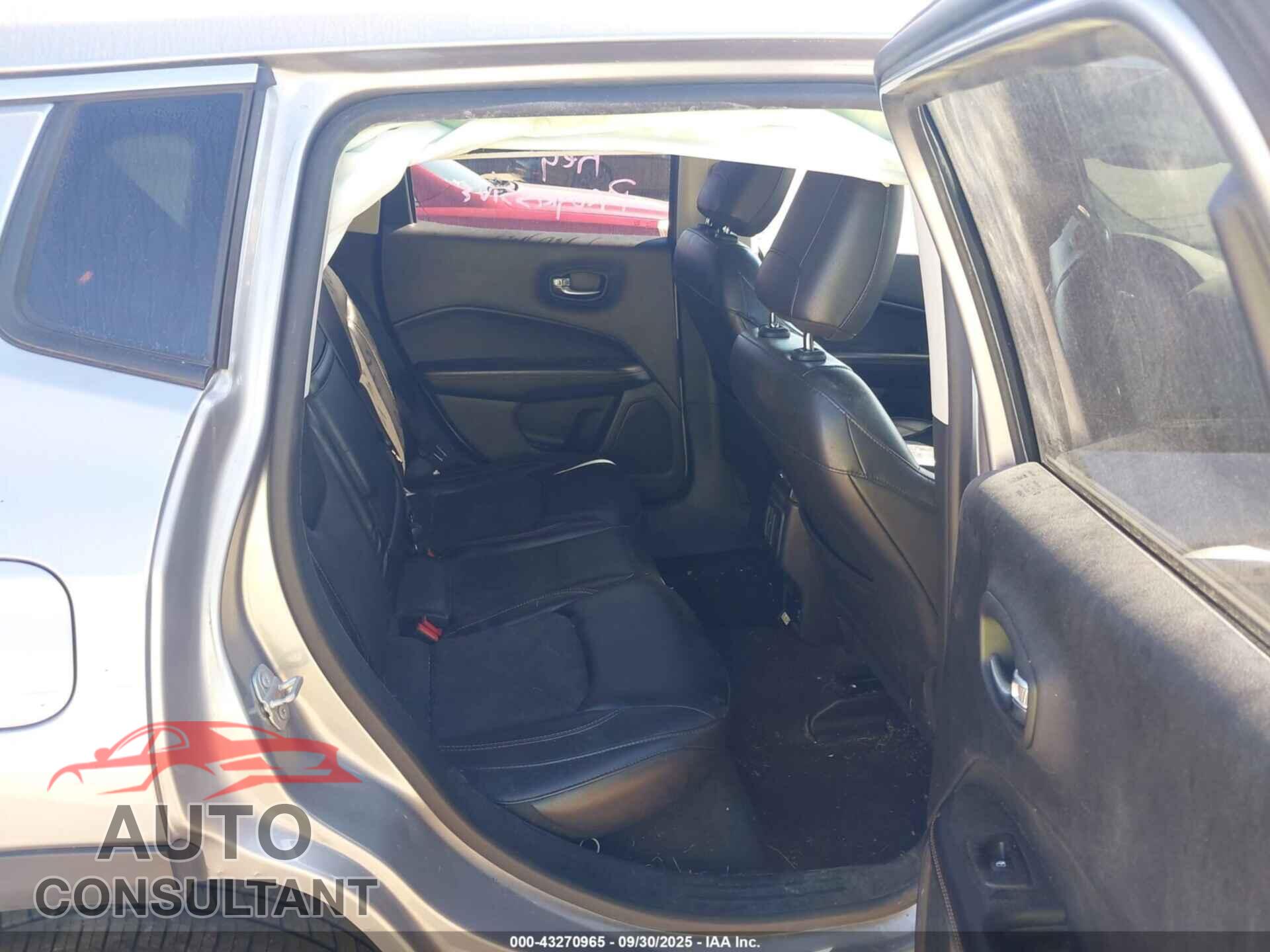 JEEP COMPASS 2018 - 3C4NJDBB5JT327765