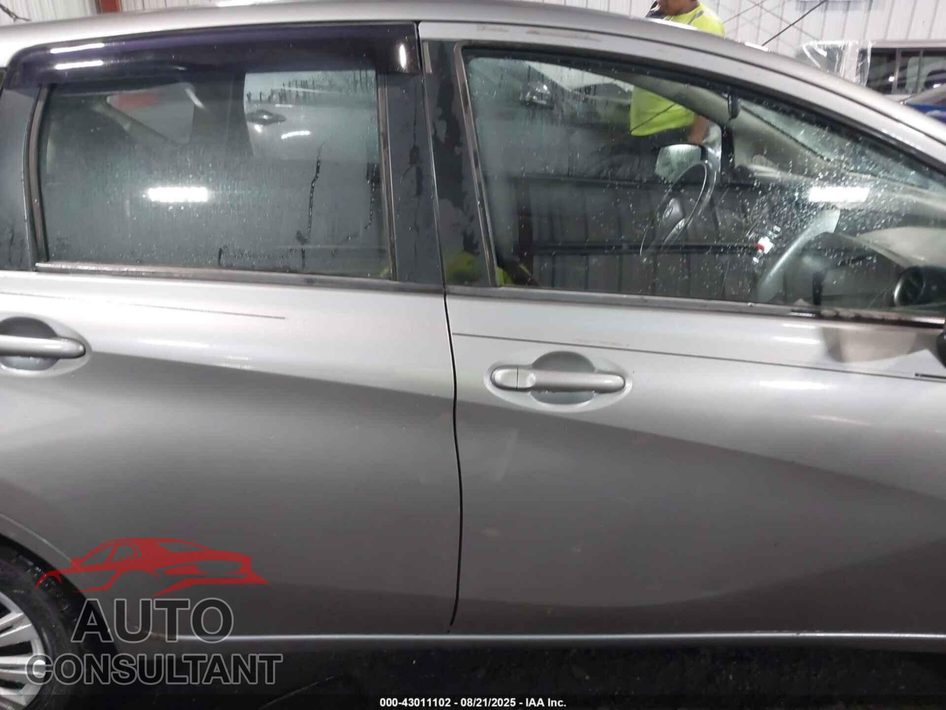 NISSAN VERSA NOTE 2015 - 3N1CE2CP4FL414013