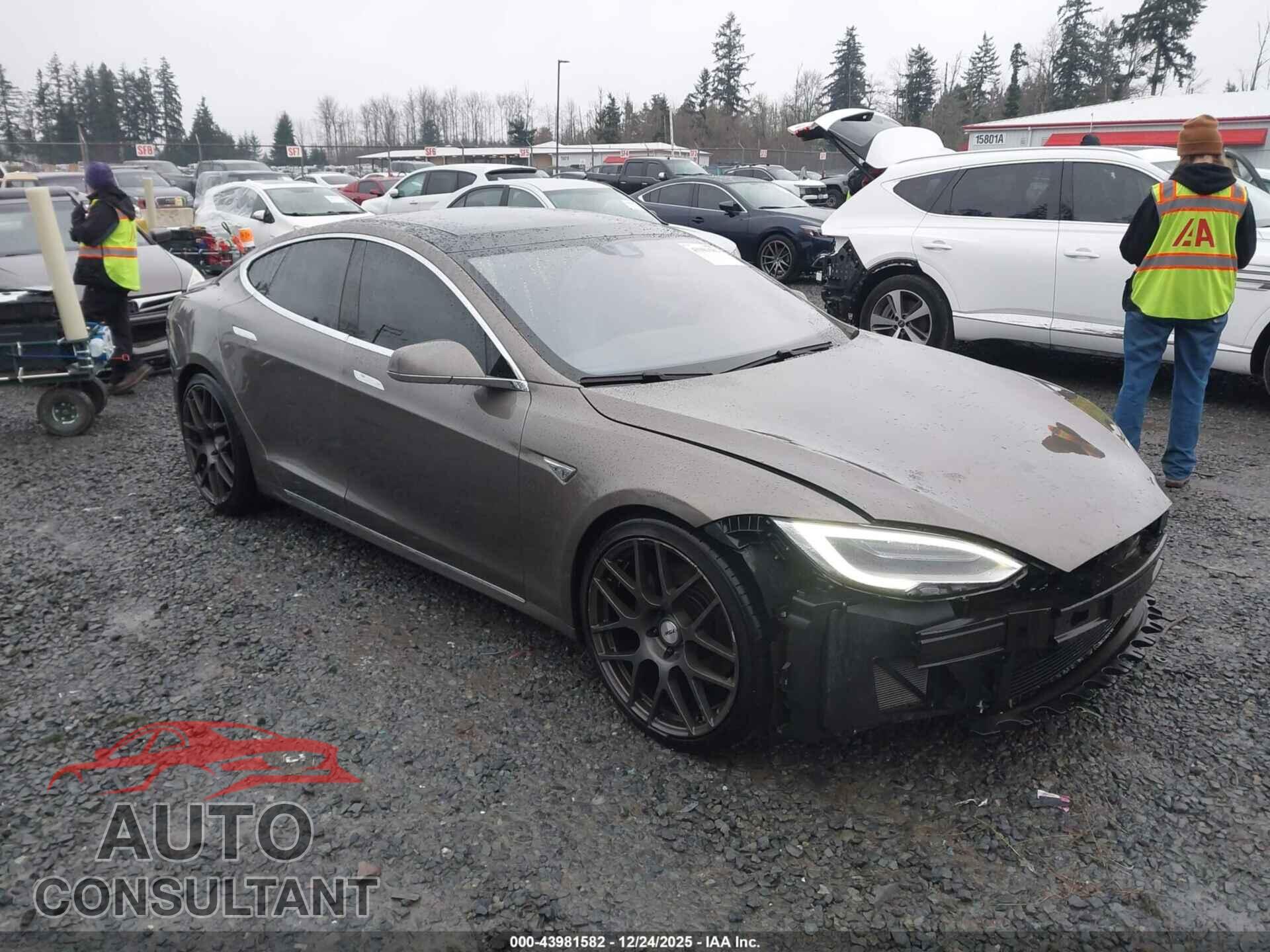 TESLA MODEL S 2016 - 5YJSA1E22GF144456