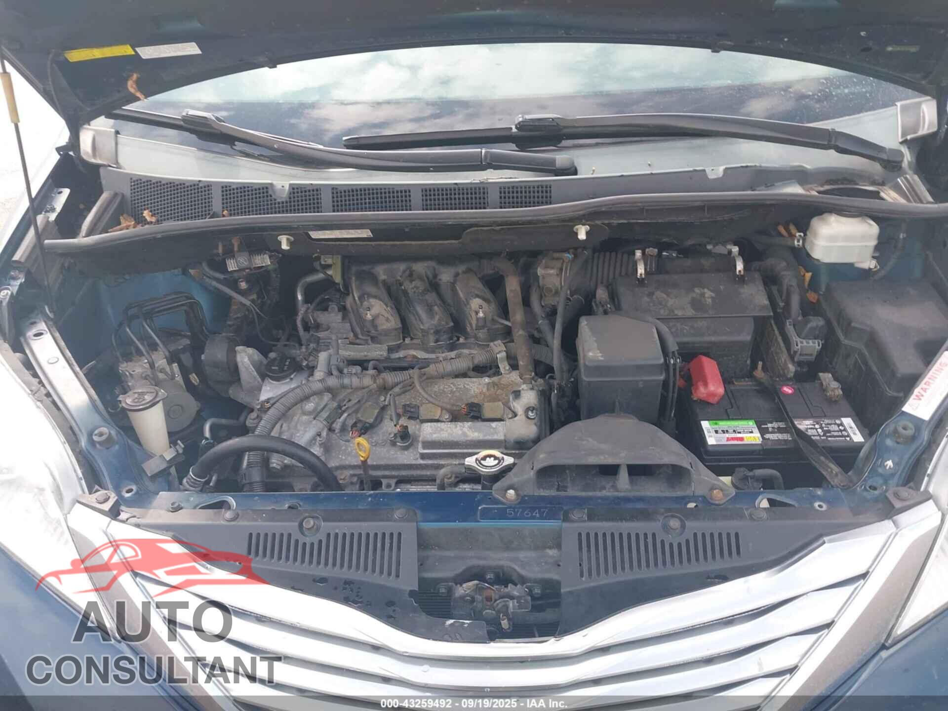 TOYOTA SIENNA 2011 - 5TDDK3DC2BS029470