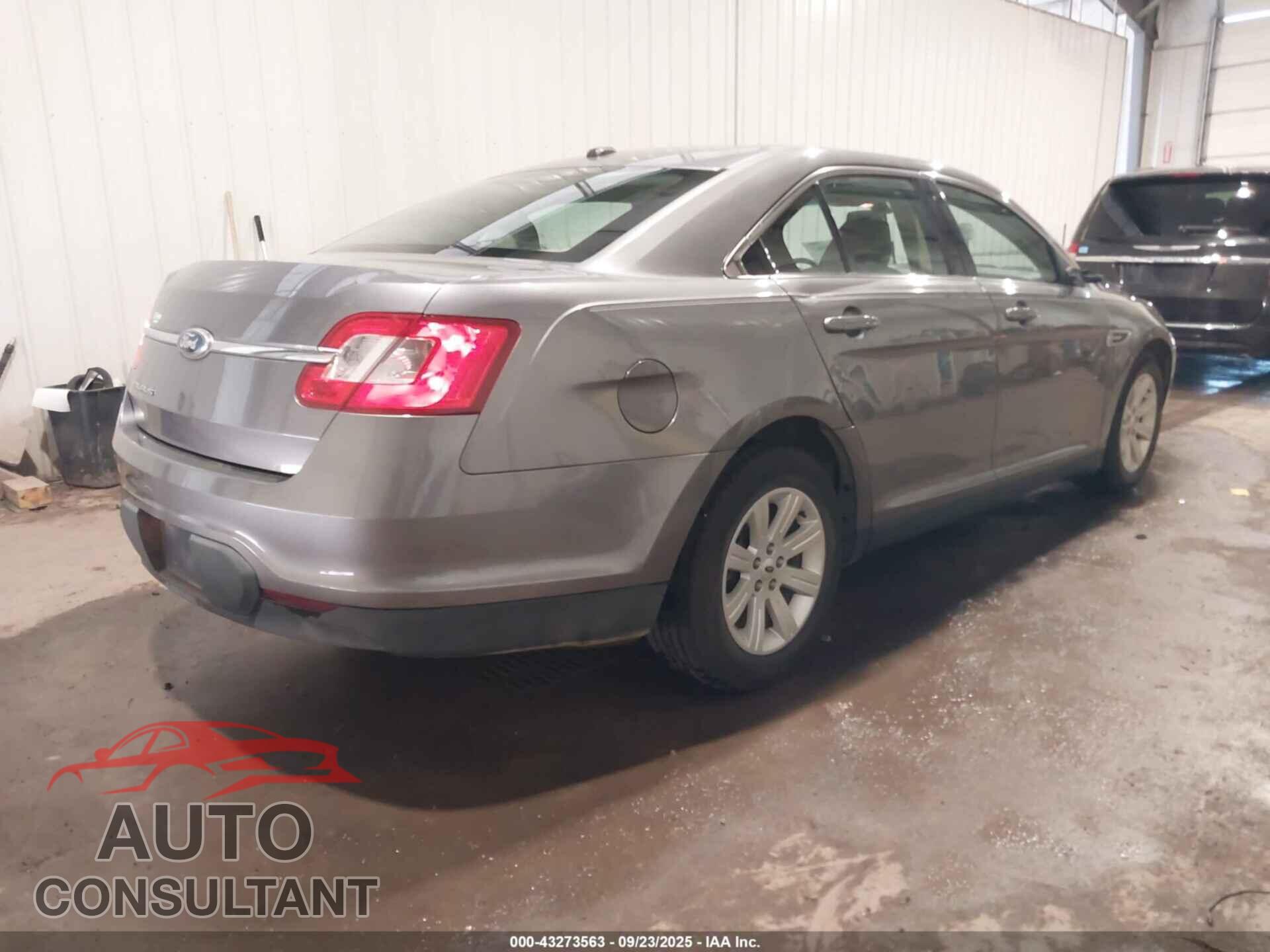 FORD TAURUS 2012 - 1FAHP2DW3CG134561