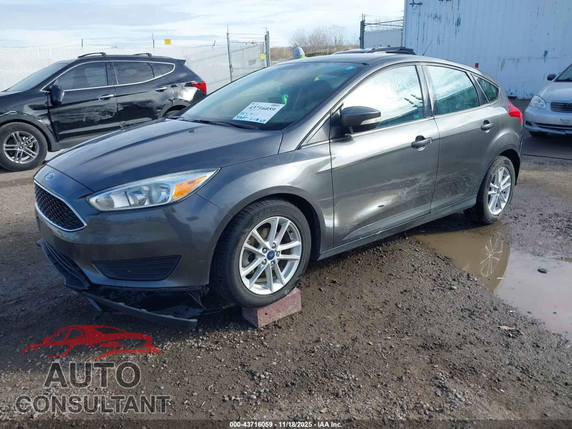 FORD FOCUS 2017 - 1FADP3K24HL206936