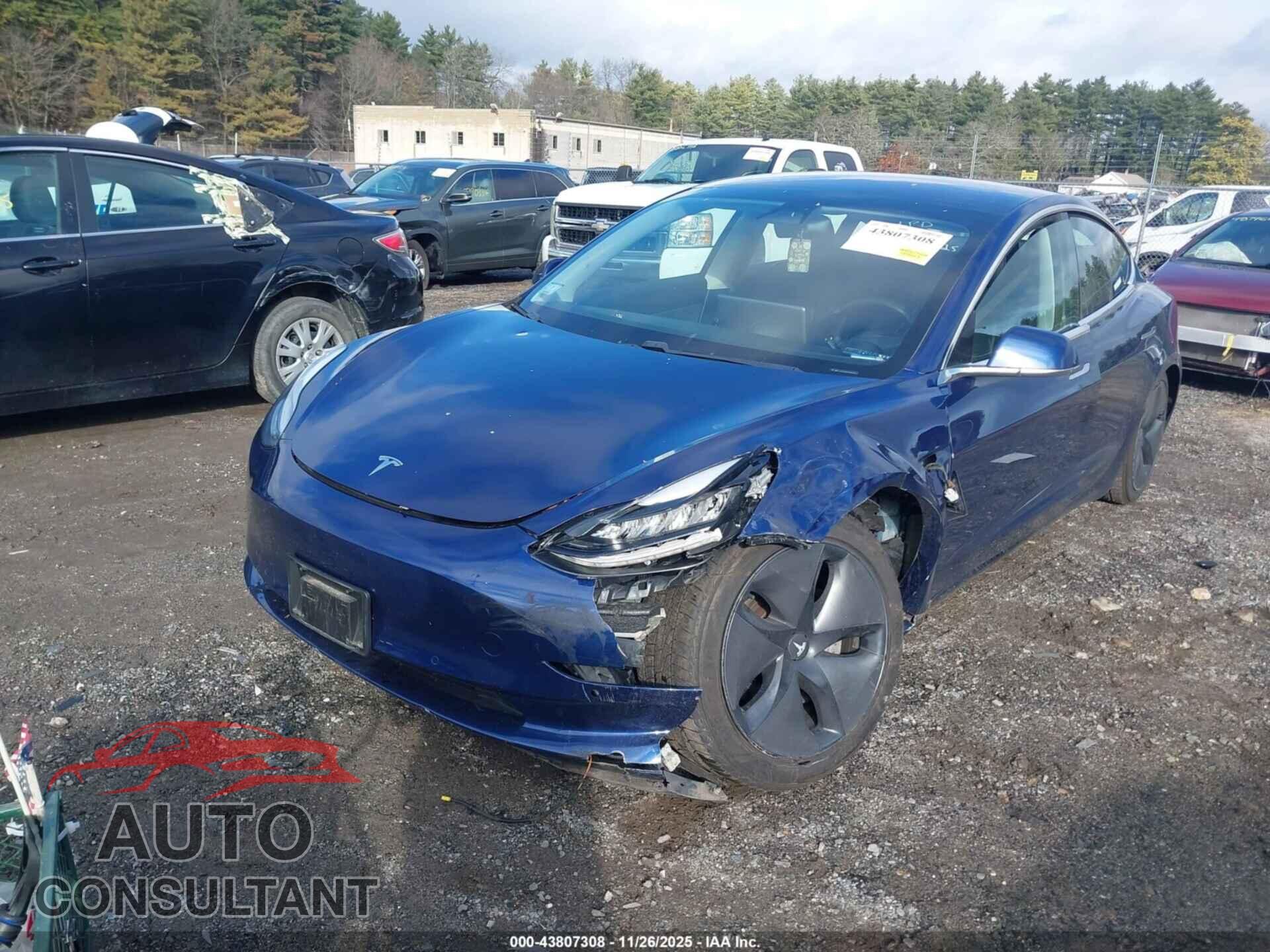 TESLA MODEL 3 2018 - 5YJ3E1EB5JF064438