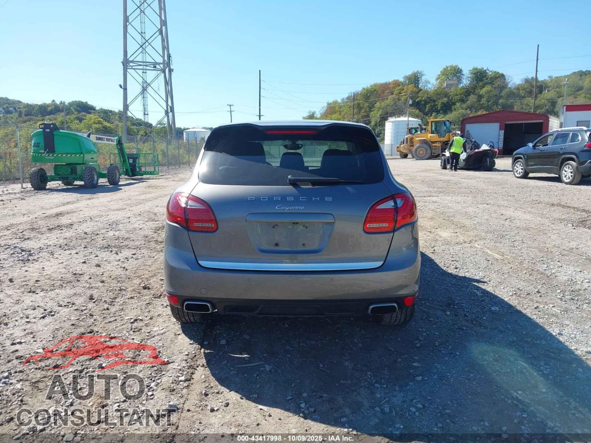 PORSCHE CAYENNE 2013 - WP1AA2A2XDLA04797