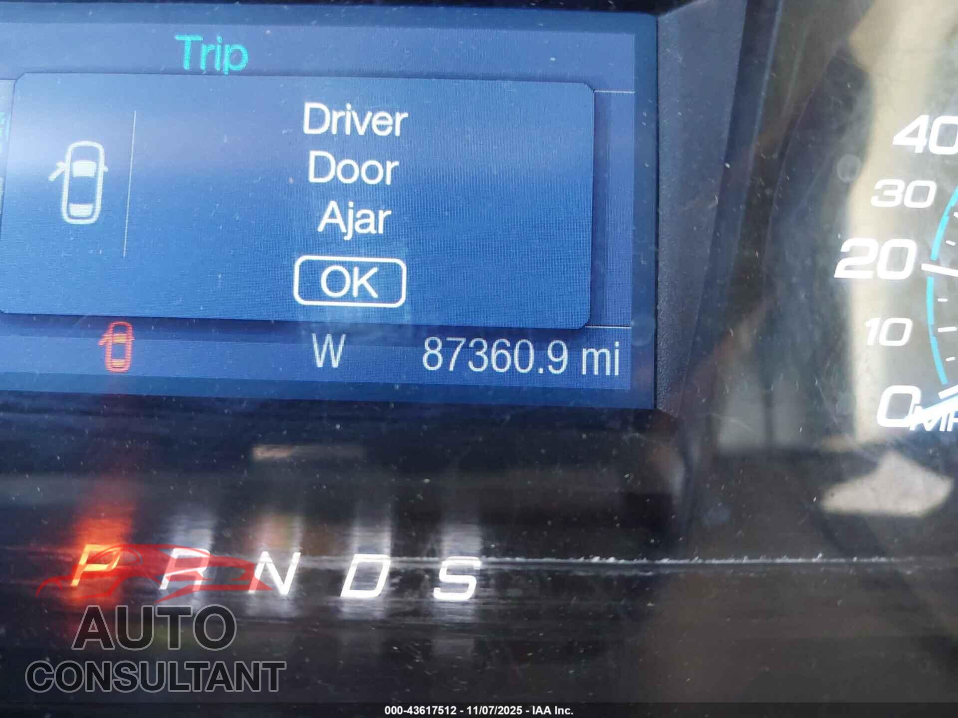 FORD TAURUS 2017 - 1FAHP2E81HG106586