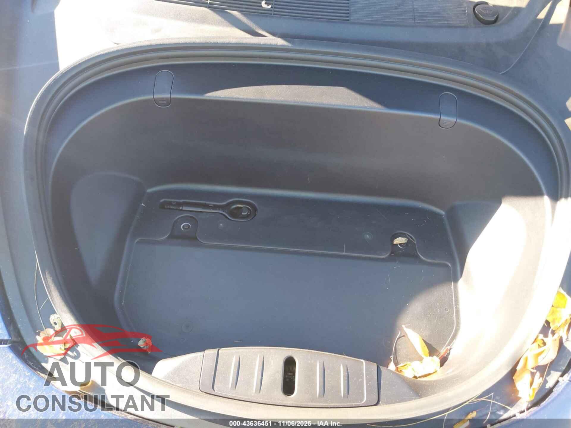 TESLA MODEL 3 2019 - 5YJ3E1EA7KF417366