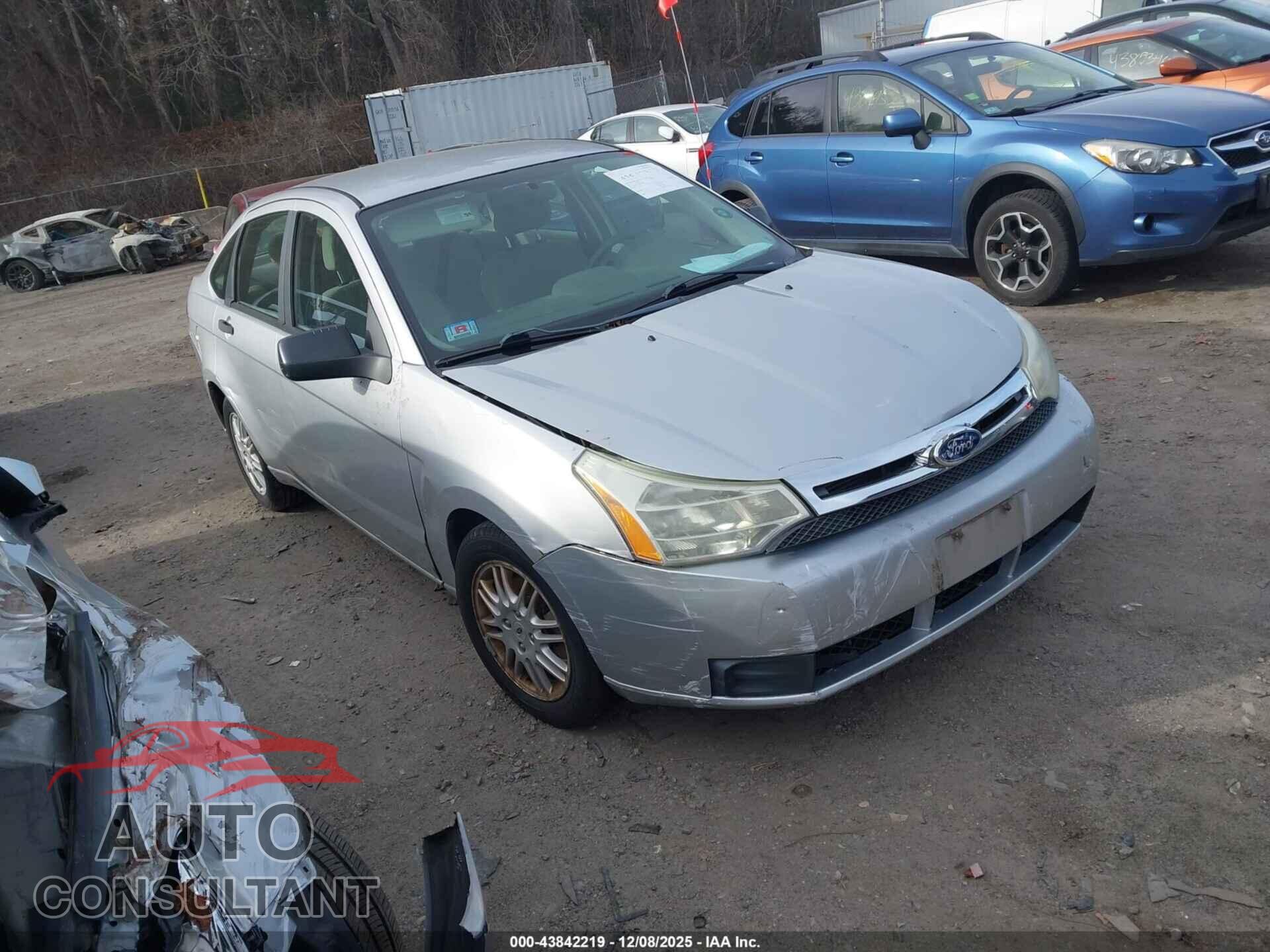 FORD FOCUS 2011 - 1FAHP3FN2BW186083