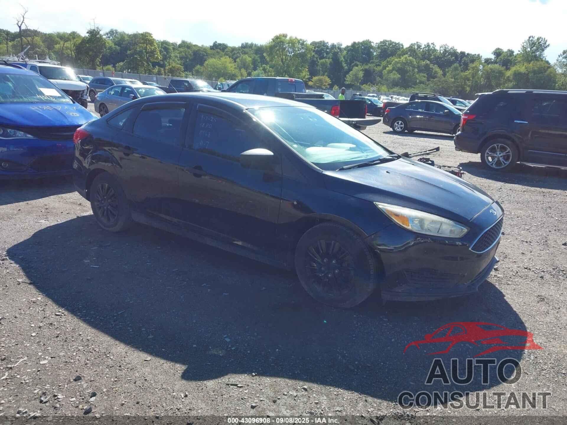 FORD FOCUS 2017 - 1FADP3E20HL334599