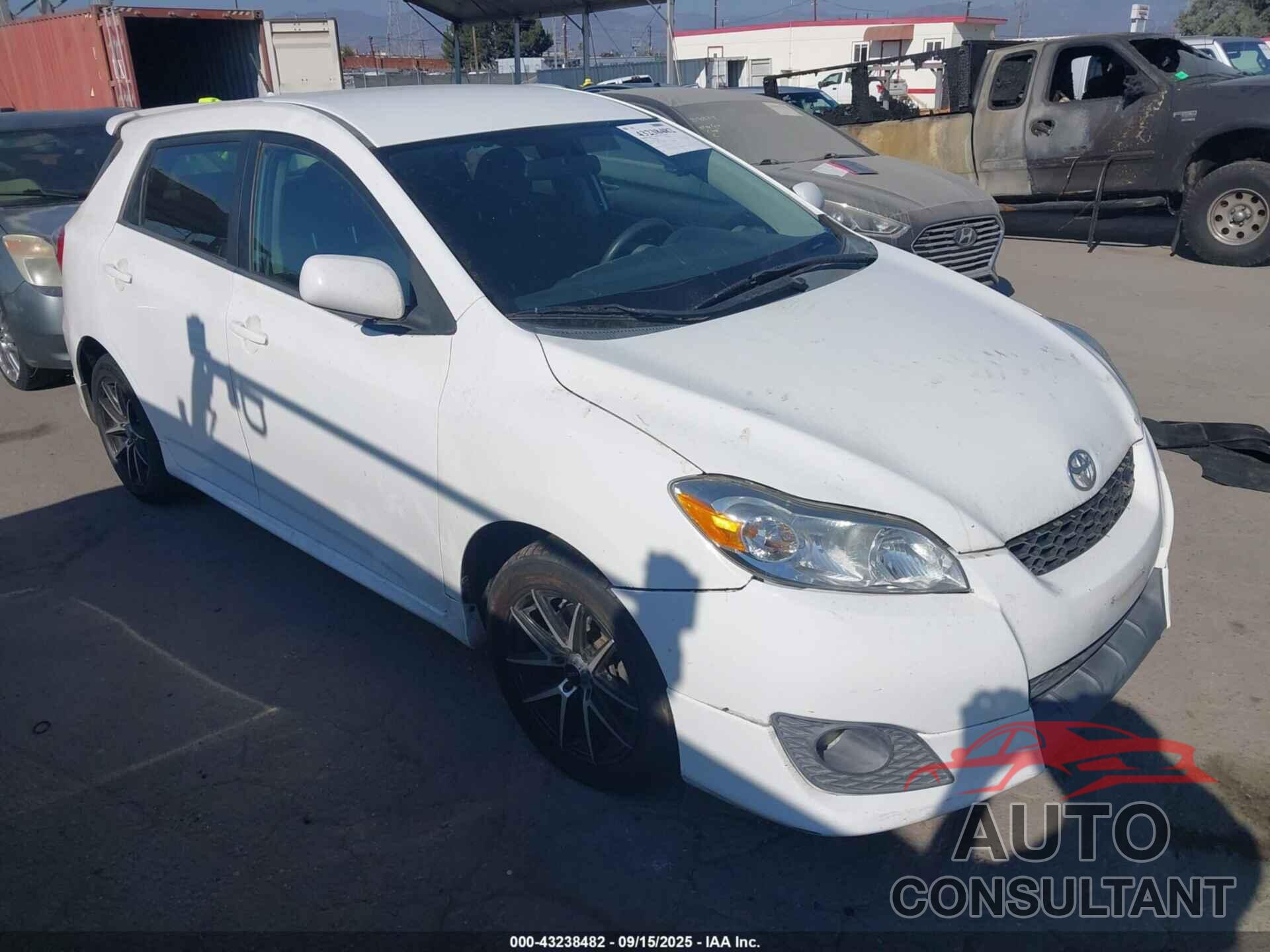TOYOTA MATRIX 2010 - 2T1KE4EE2AC040531