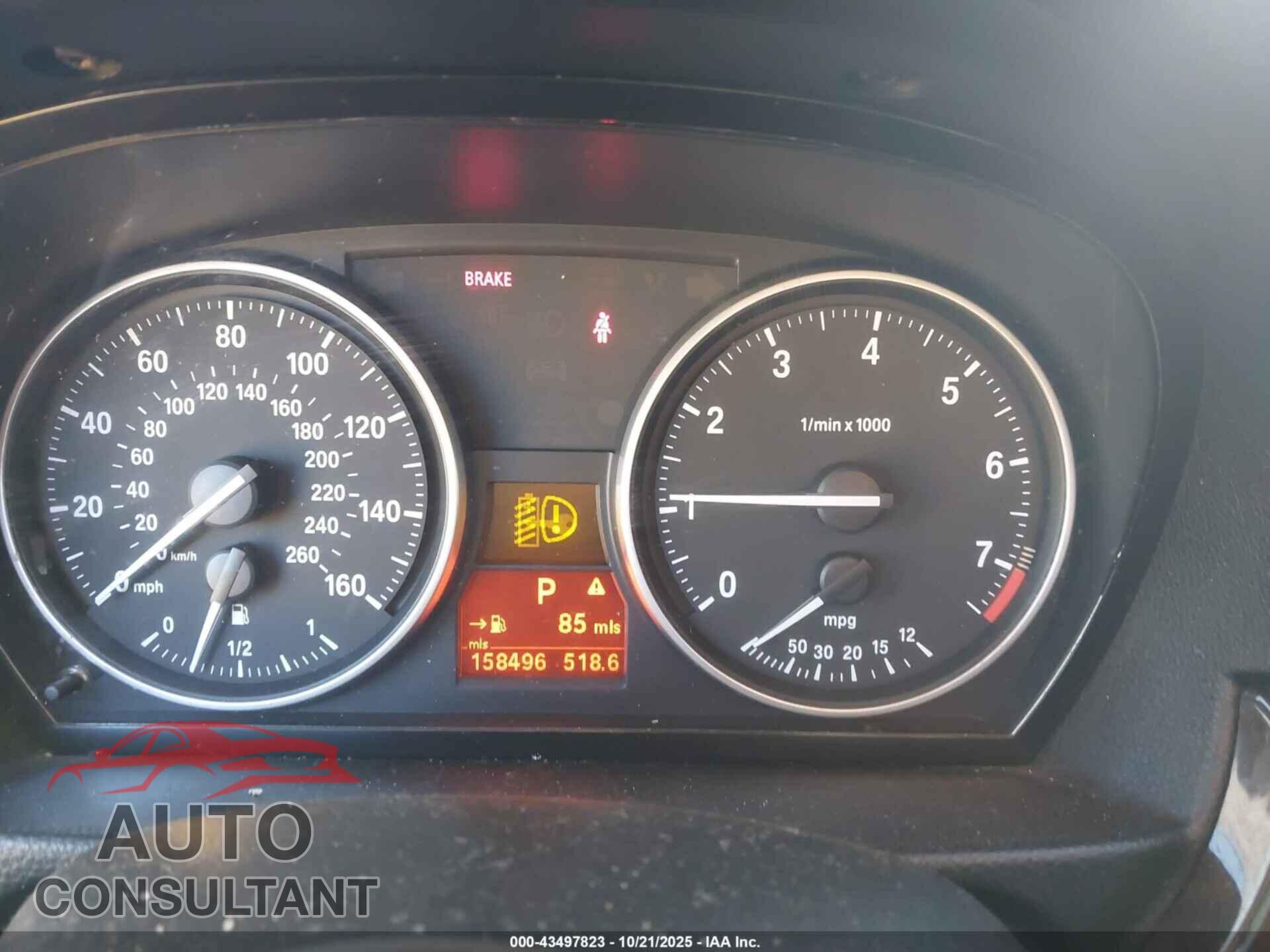 BMW 328I 2011 - WBAPH5G51BNM73141