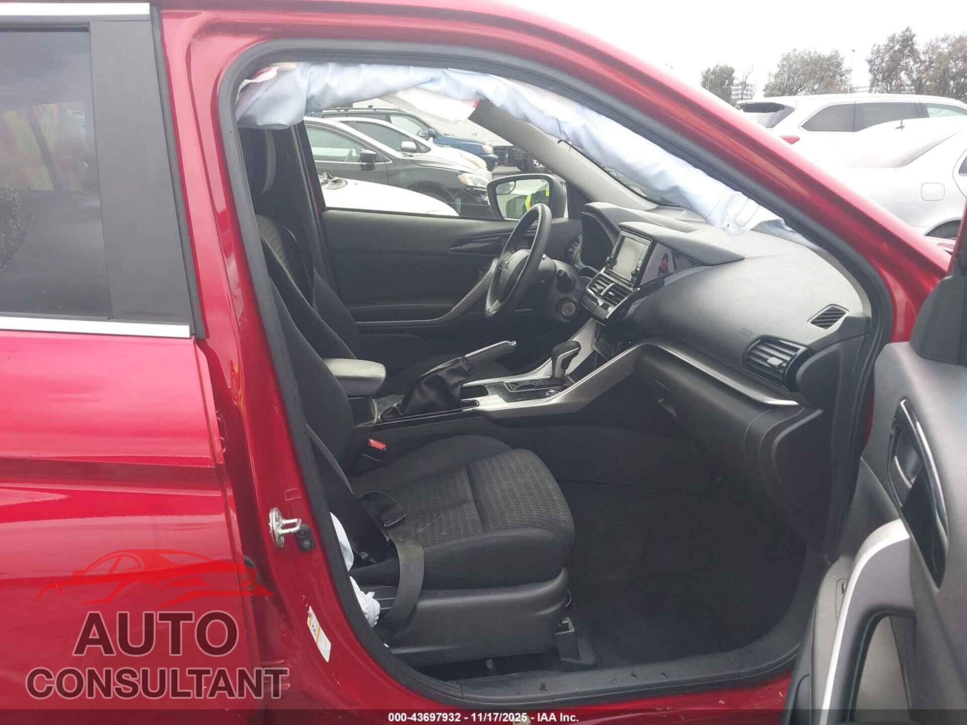 MITSUBISHI ECLIPSE CROSS 2022 - JA4ATUAA0NZ047357