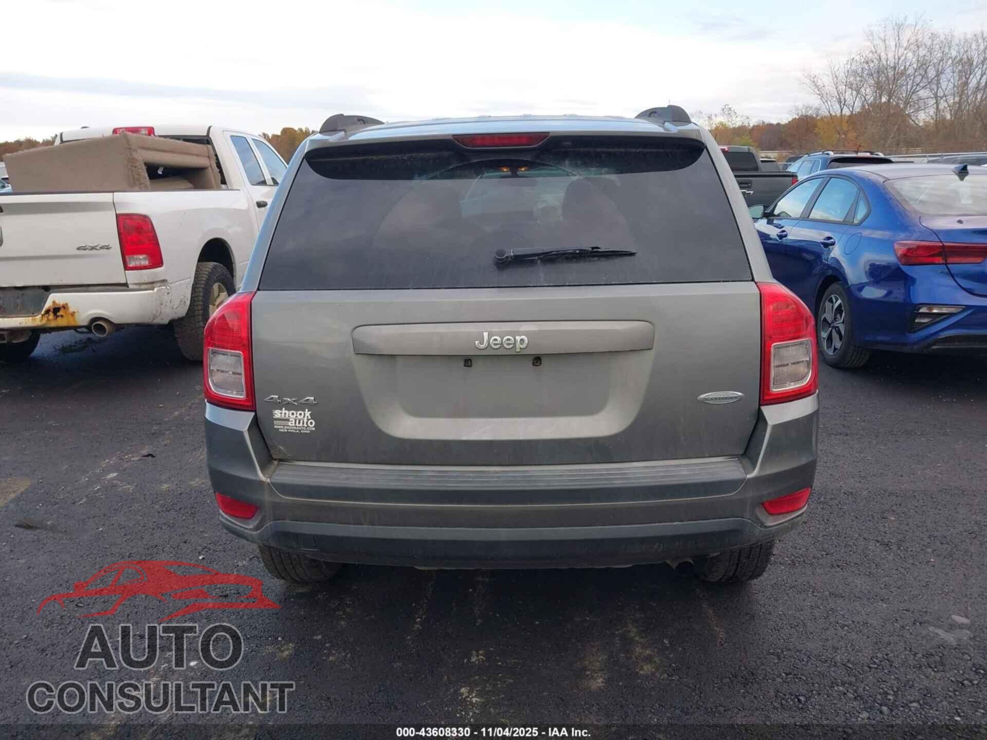 JEEP COMPASS 2011 - 1J4NF1FB7BD282677
