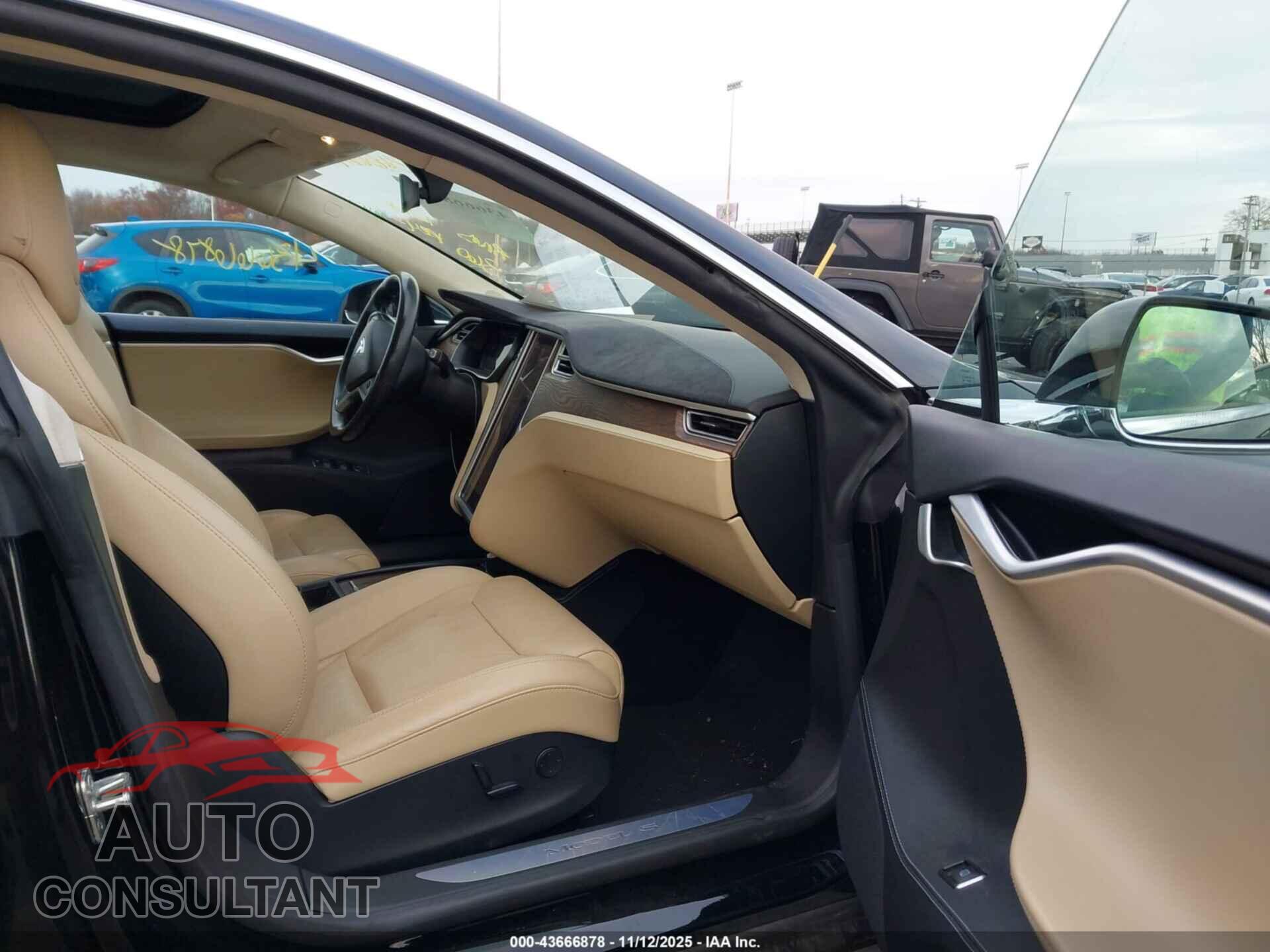 TESLA MODEL S 2017 - 5YJSA1E27HF203101