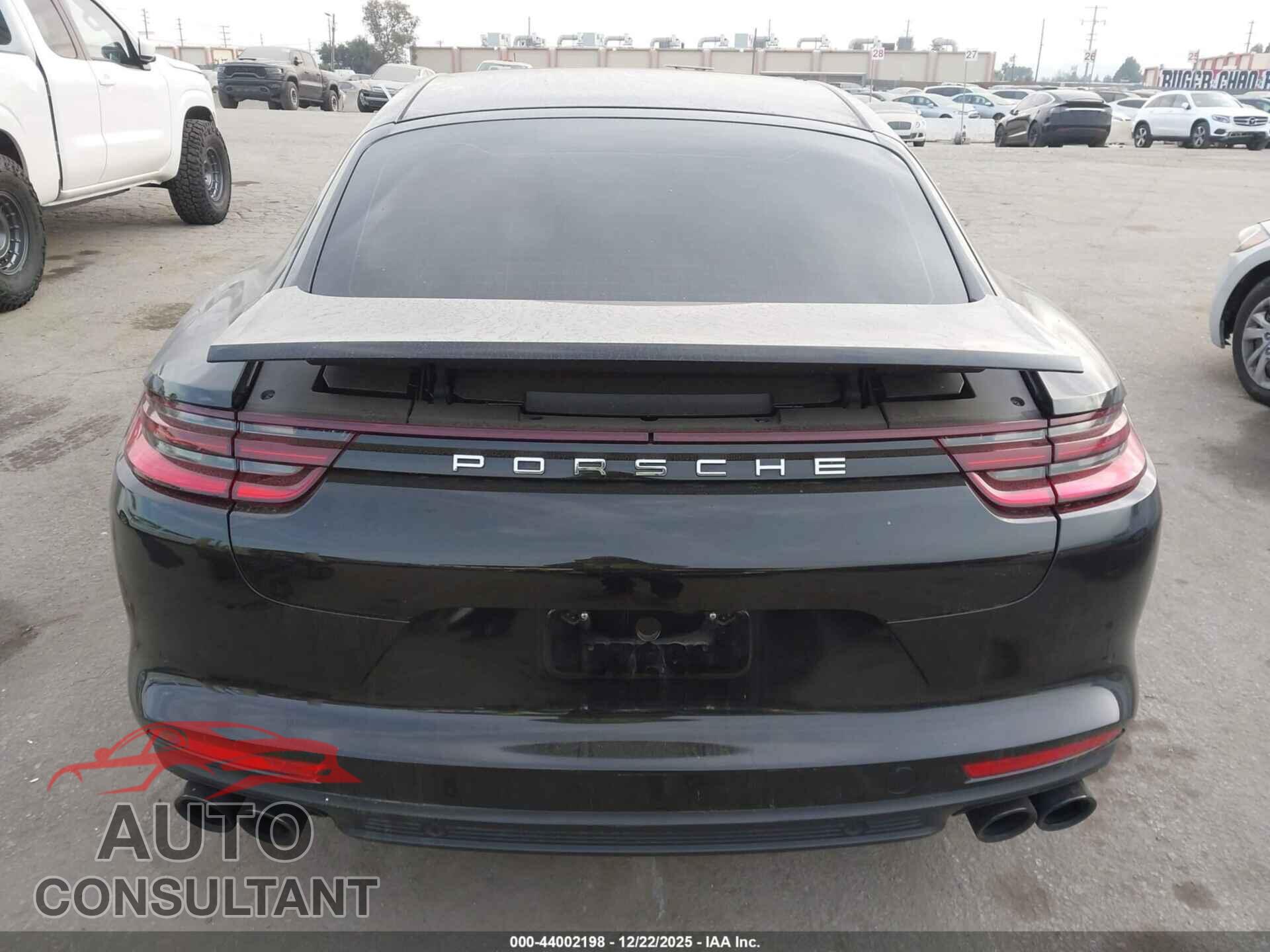 PORSCHE PANAMERA 2018 - WP0AA2A73JL100554