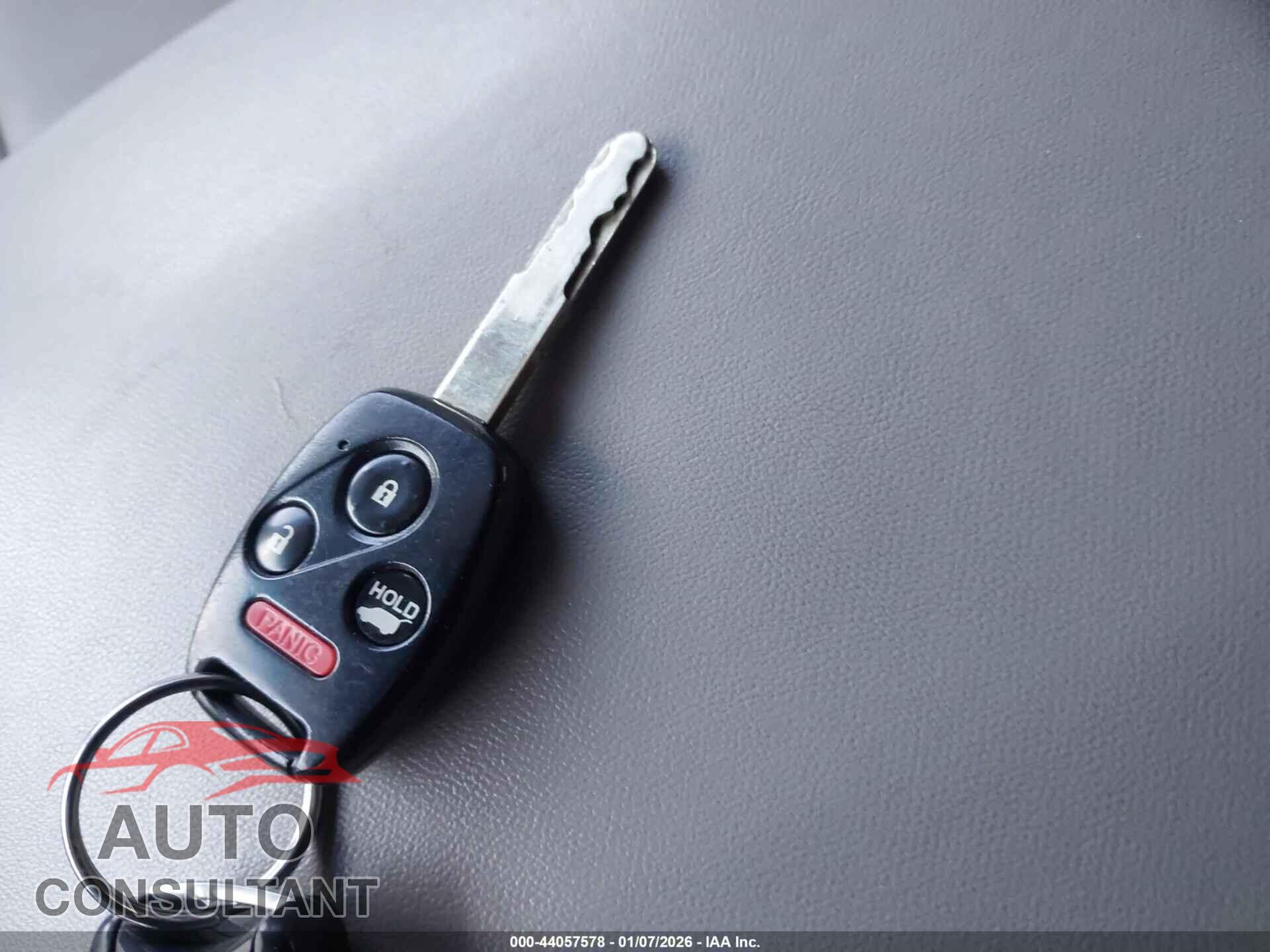 HONDA PILOT 2013 - 5FNYF4H99DB083799