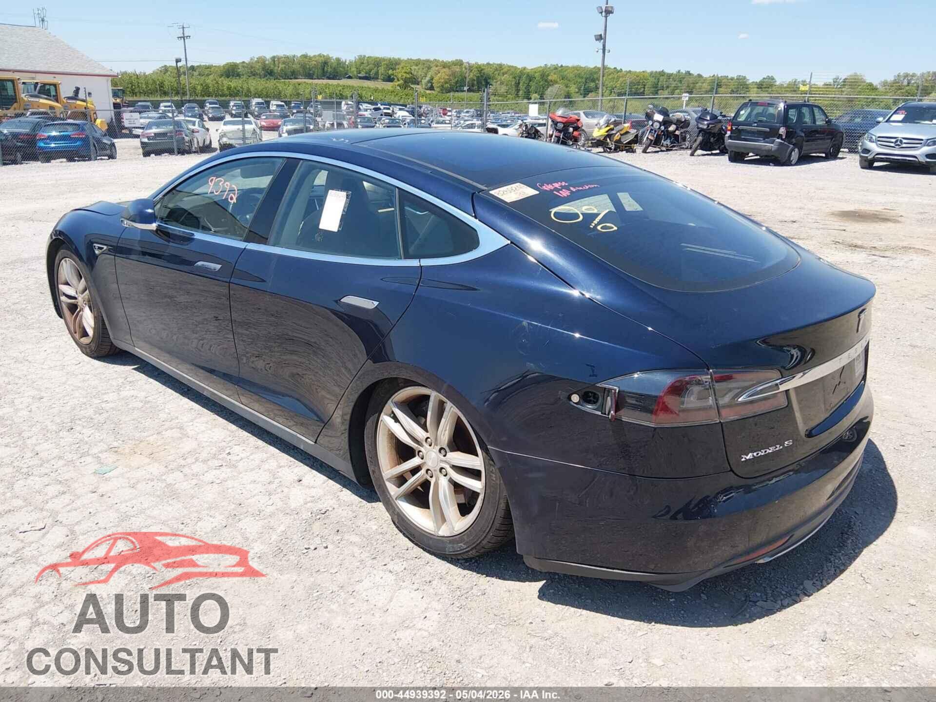 TESLA MODEL S 2013 - 5YJSA1AG1DFP03587