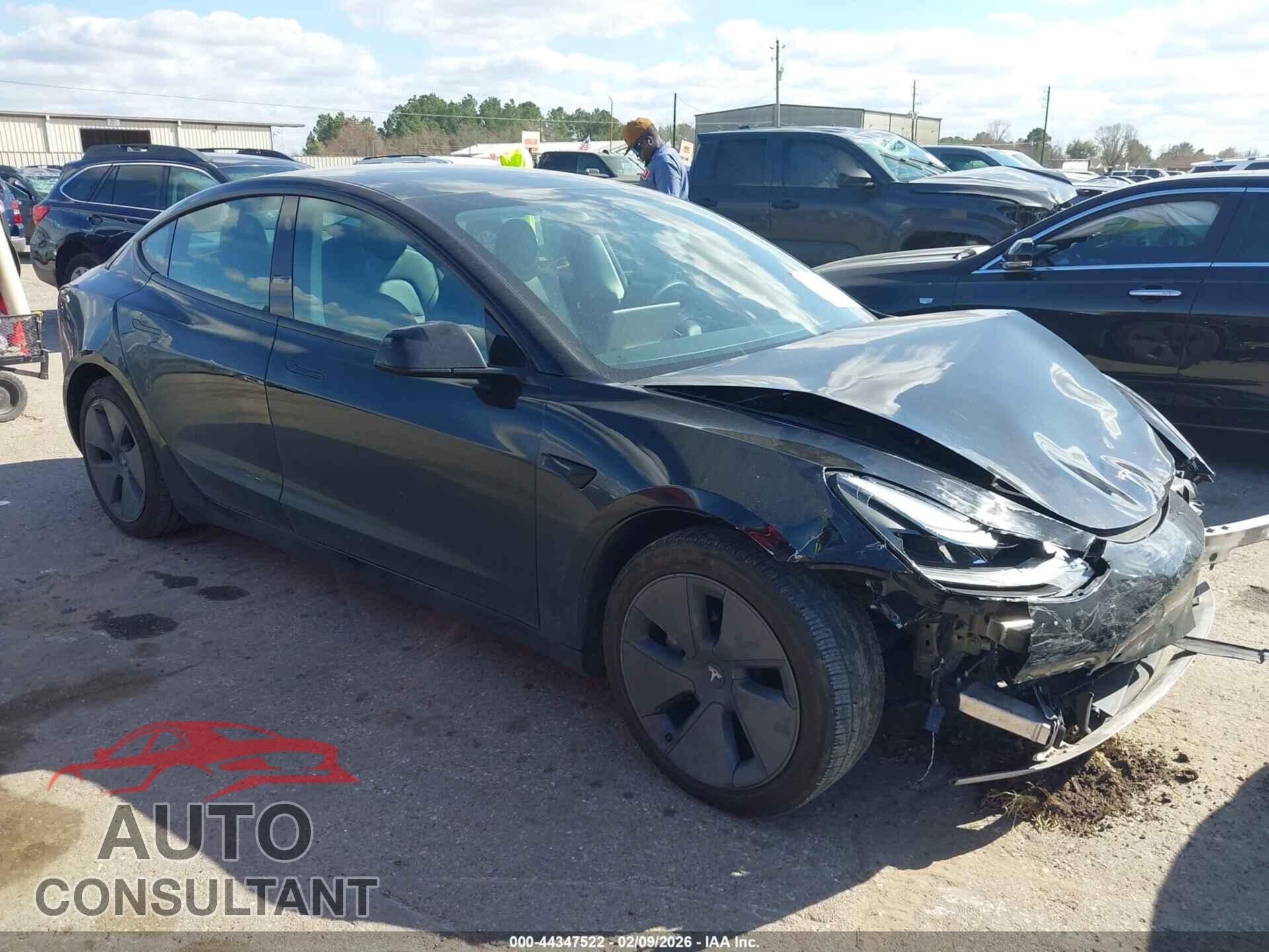 TESLA MODEL 3 2022 - 5YJ3E1EA0NF101537