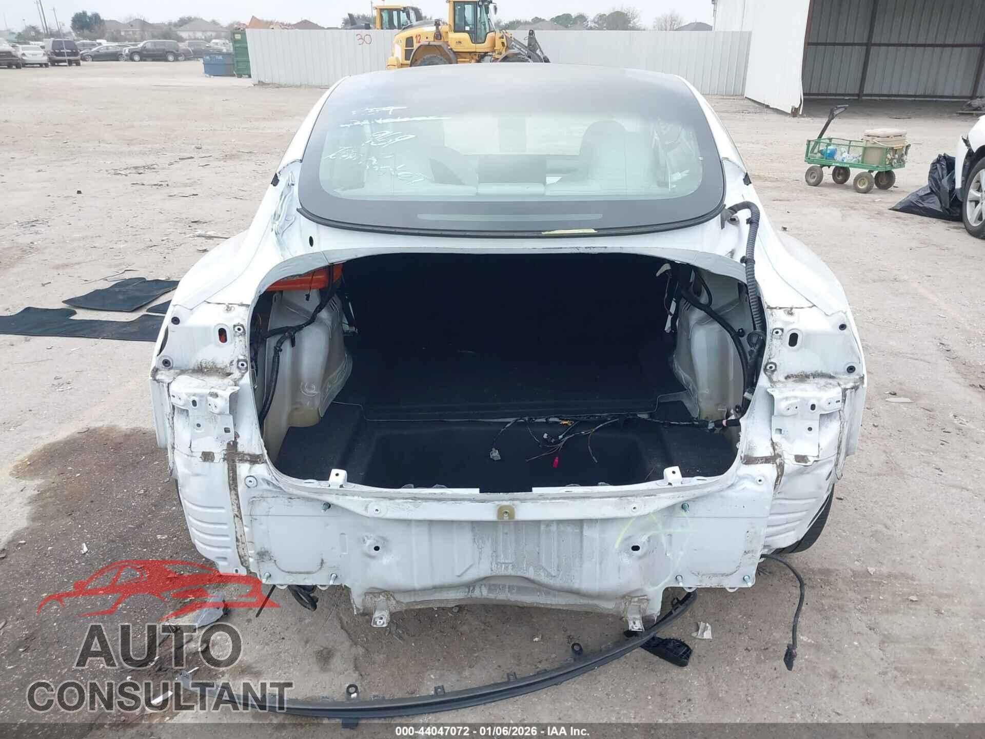 TESLA MODEL 3 2021 - 5YJ3E1EA3MF048329