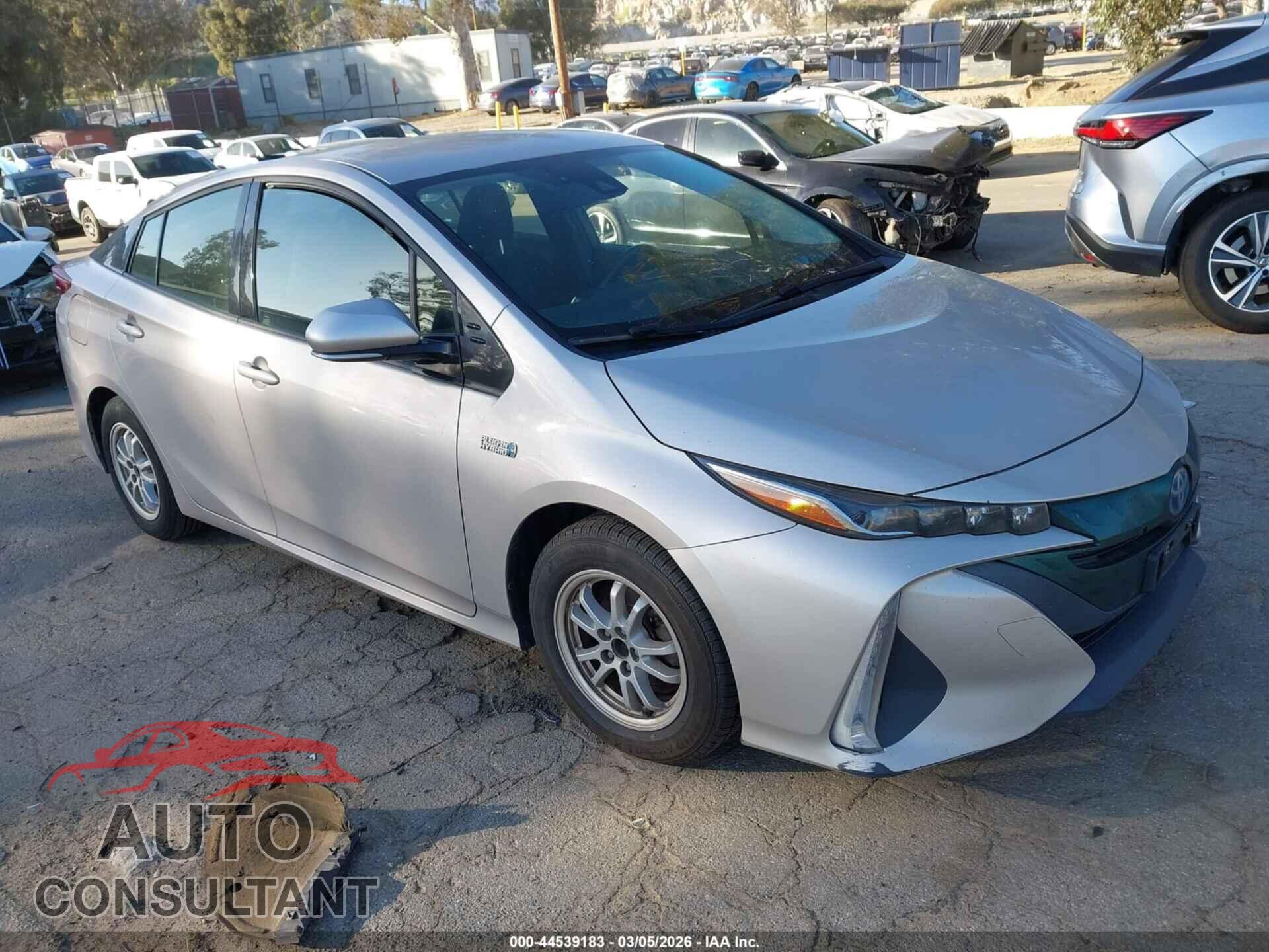 TOYOTA PRIUS PRIME 2017 - JTDKARFP6H3047915