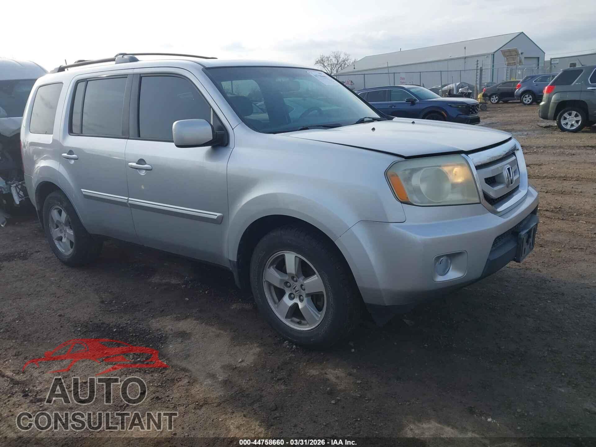 HONDA PILOT 2011 - 5FNYF4H53BB017890