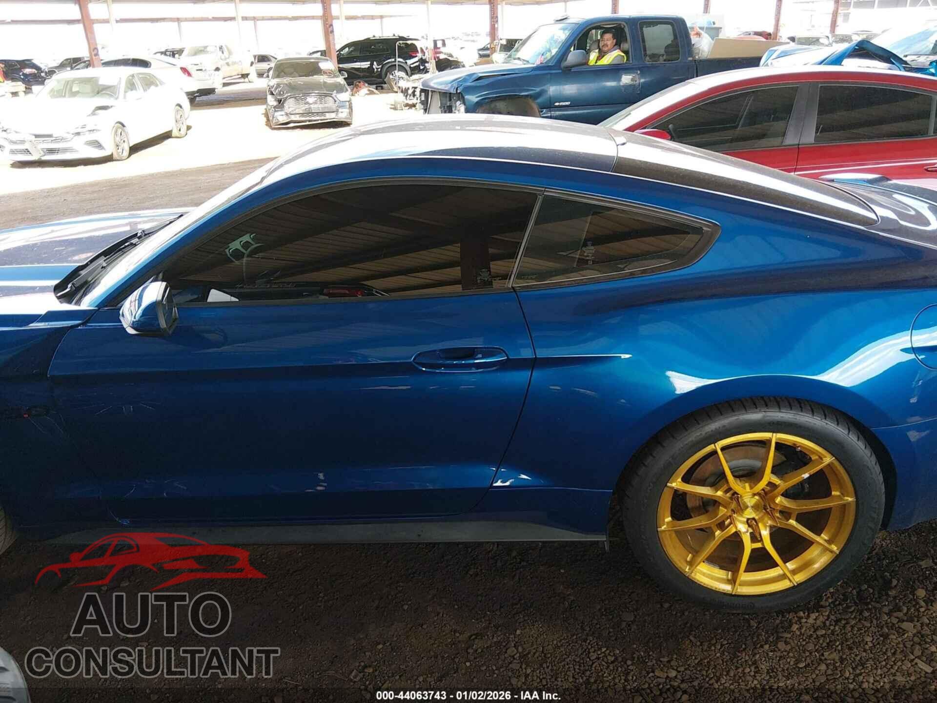 FORD MUSTANG 2017 - 1FA6P8CF3H5308367