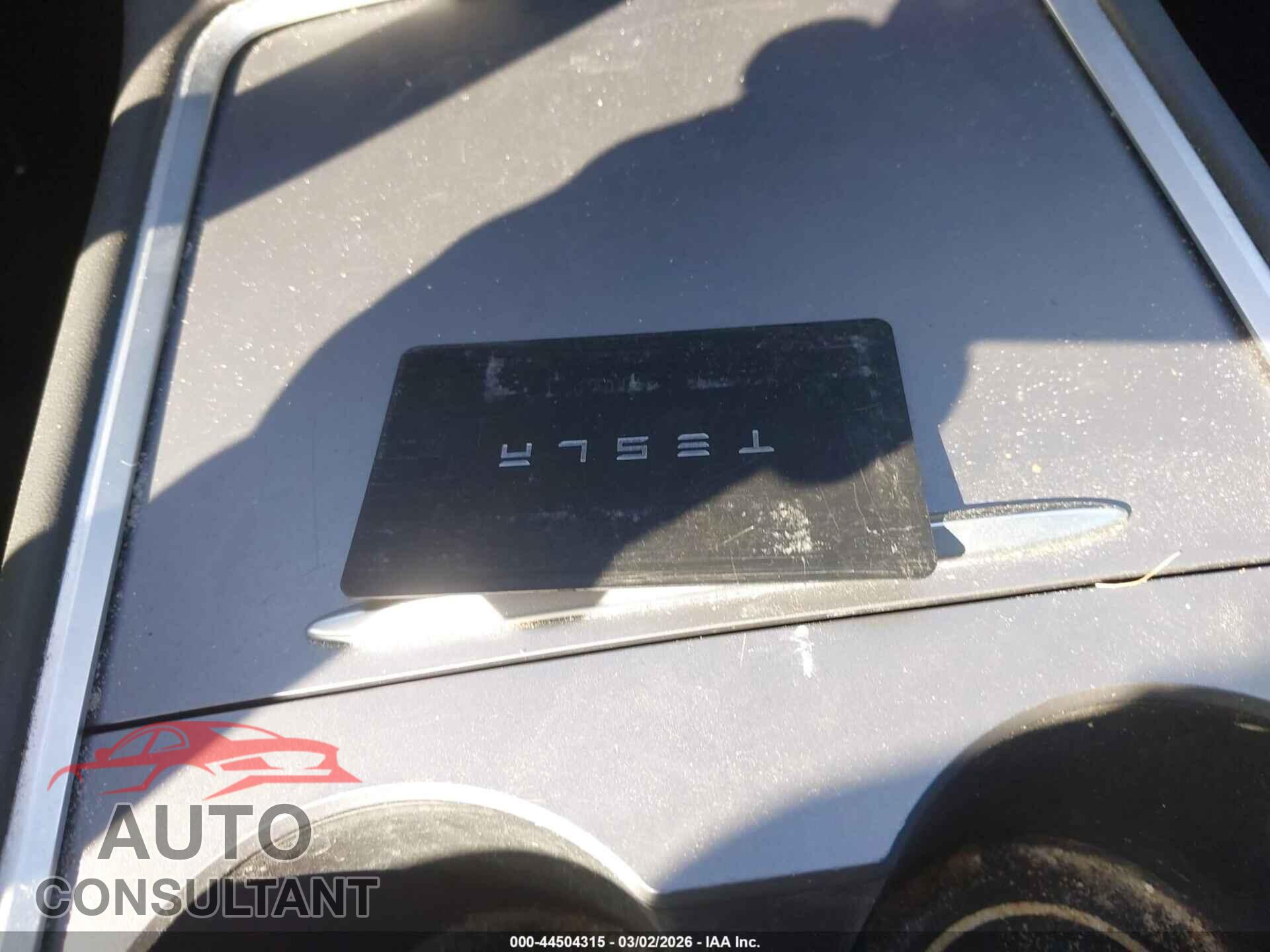 TESLA MODEL 3 2023 - 5YJ3E1EA1PF686406
