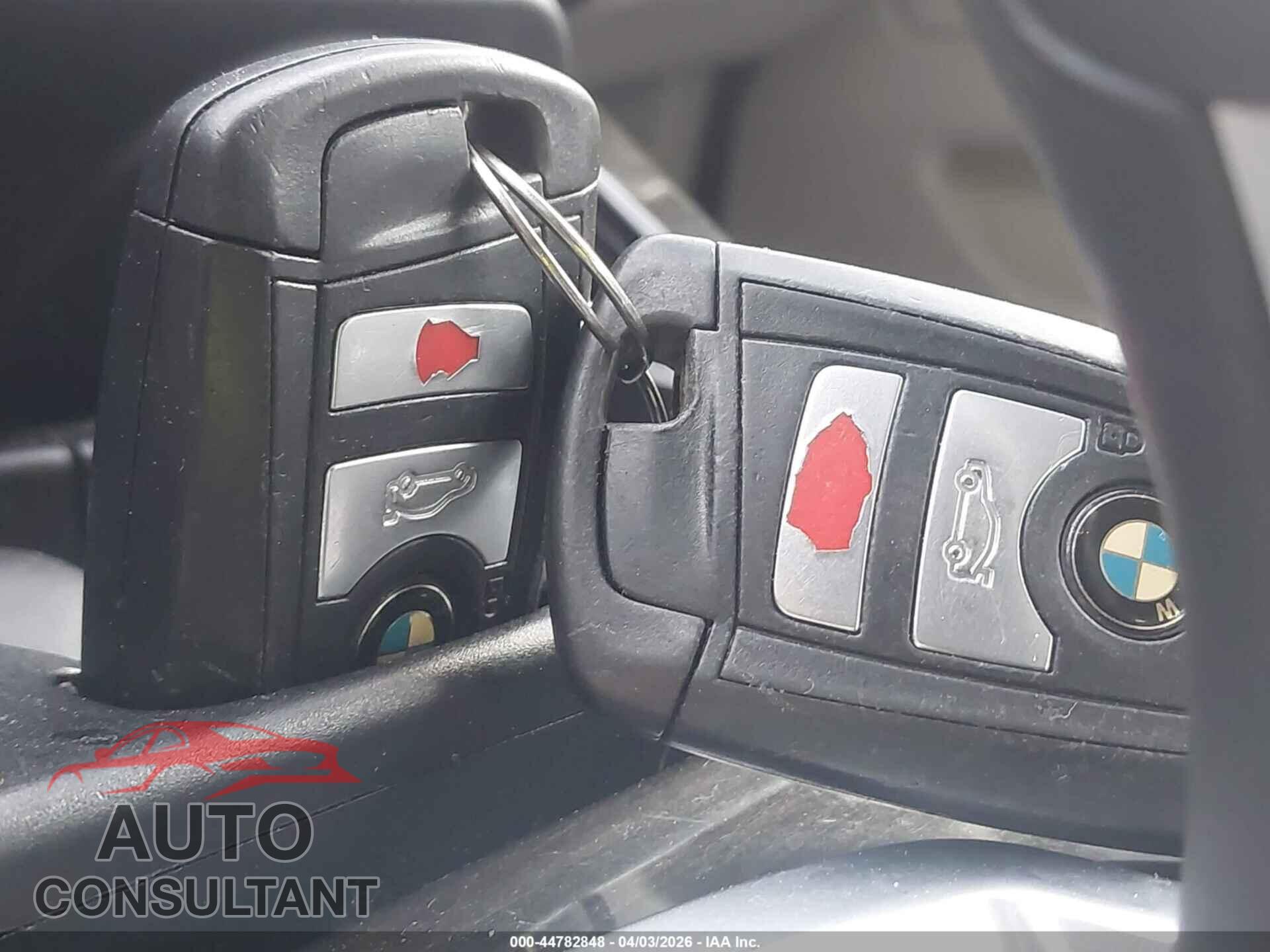 BMW 528I 2013 - WBAXG5C5XDDY37090