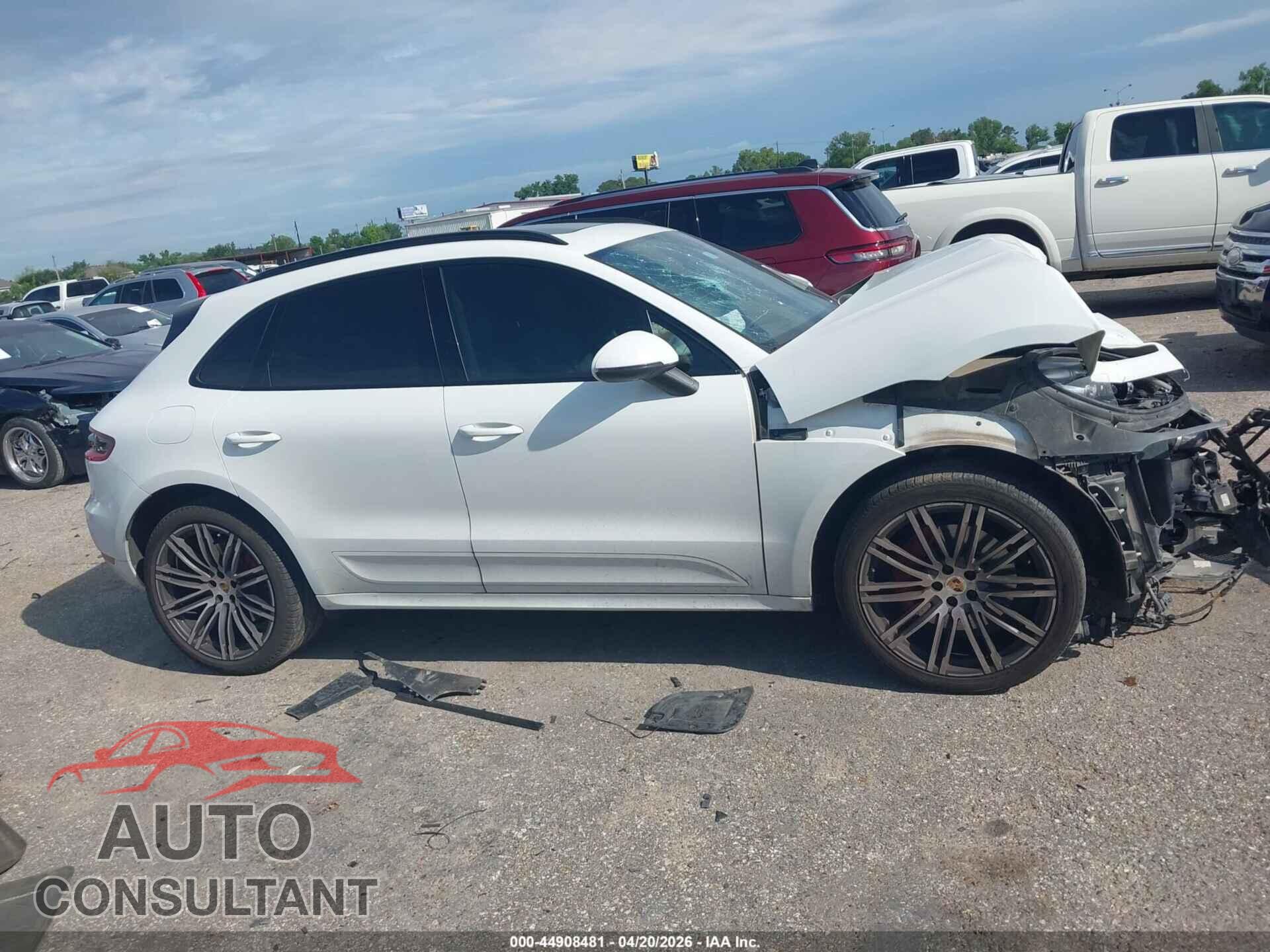 PORSCHE MACAN 2016 - WP1AF2A50GLB94500