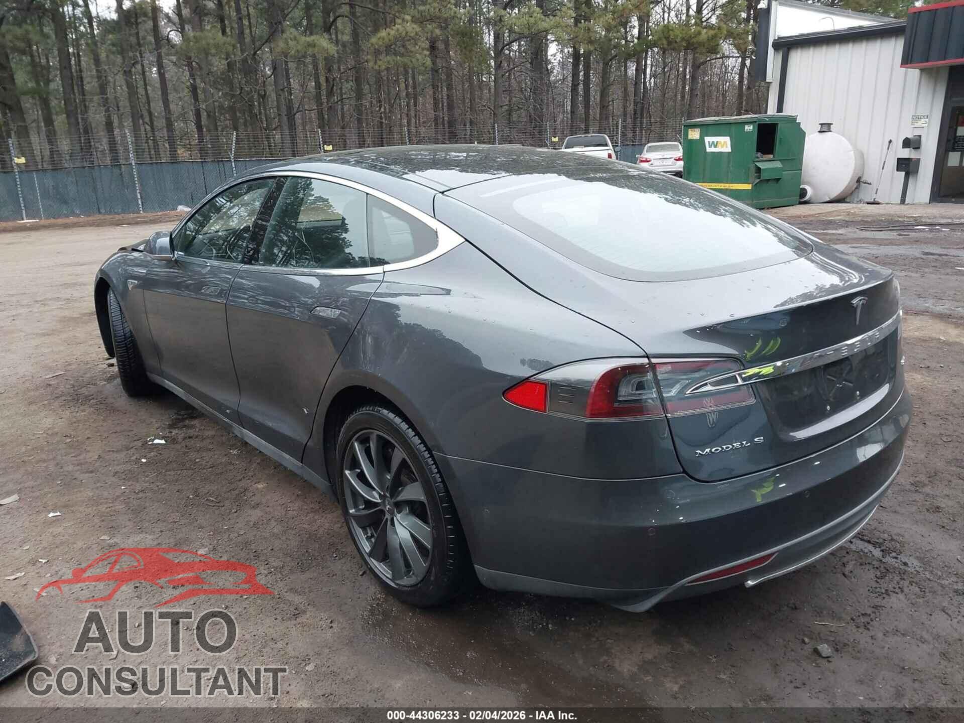 TESLA MODEL S 2015 - 5YJSA1E28FF109175